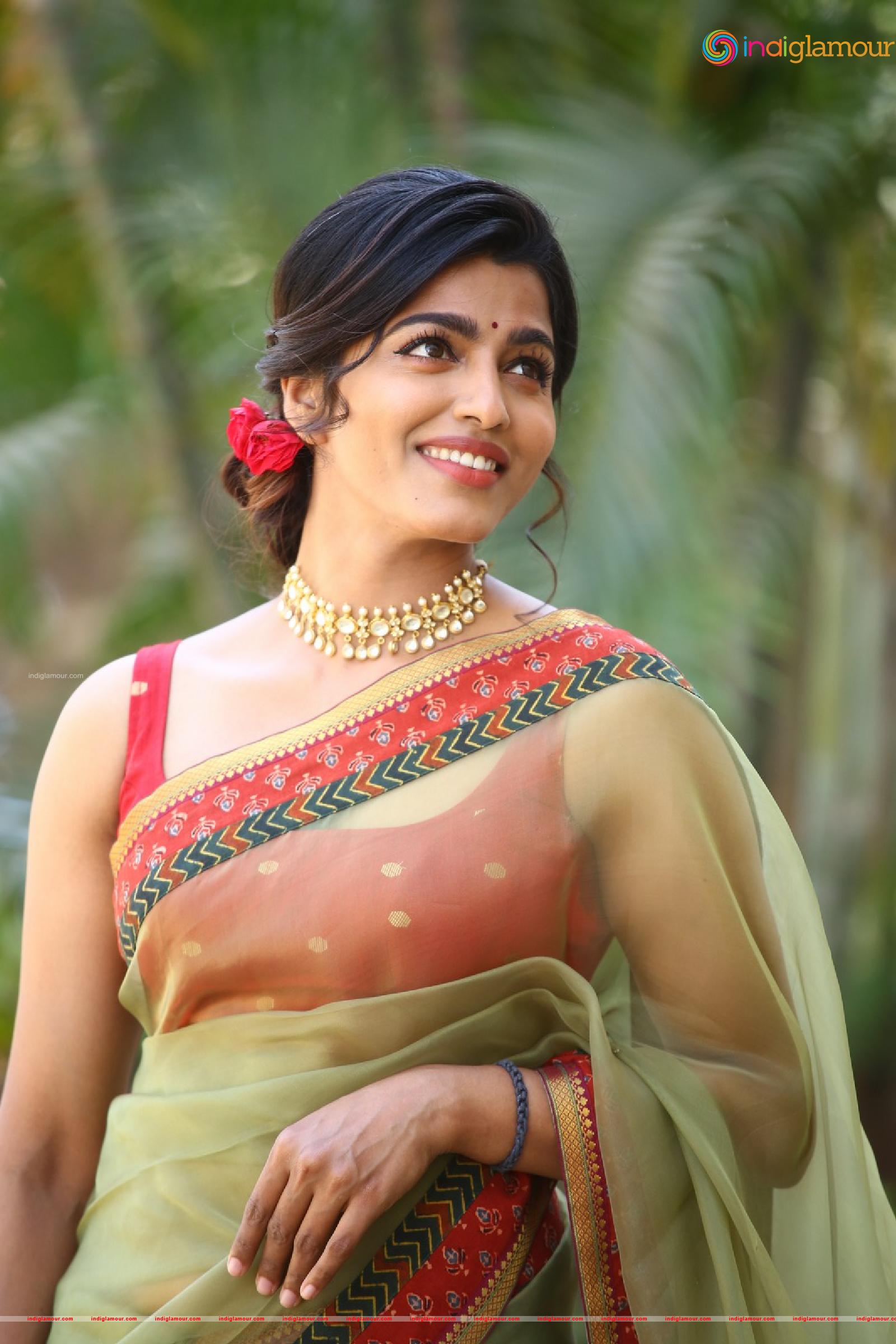 Sai Dhanshika Actress hd photo