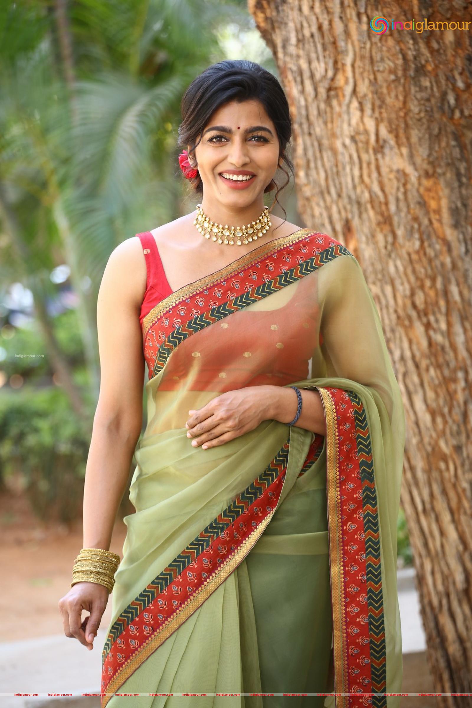Sai Dhanshika Actress hd photo