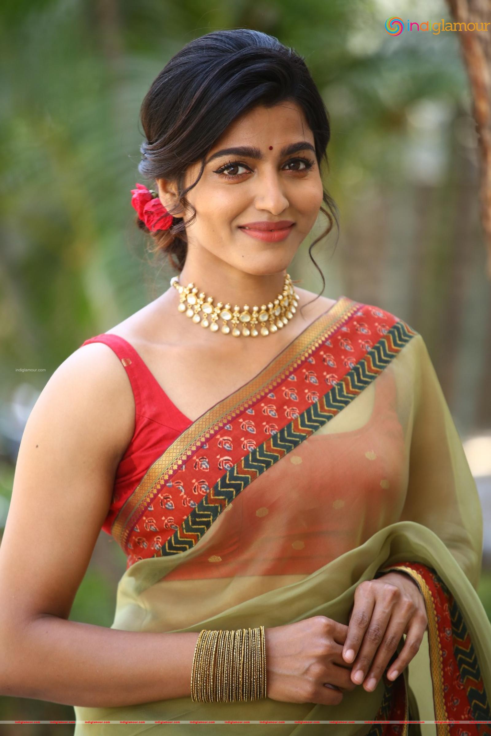 Sai Dhanshika Actress hd photo