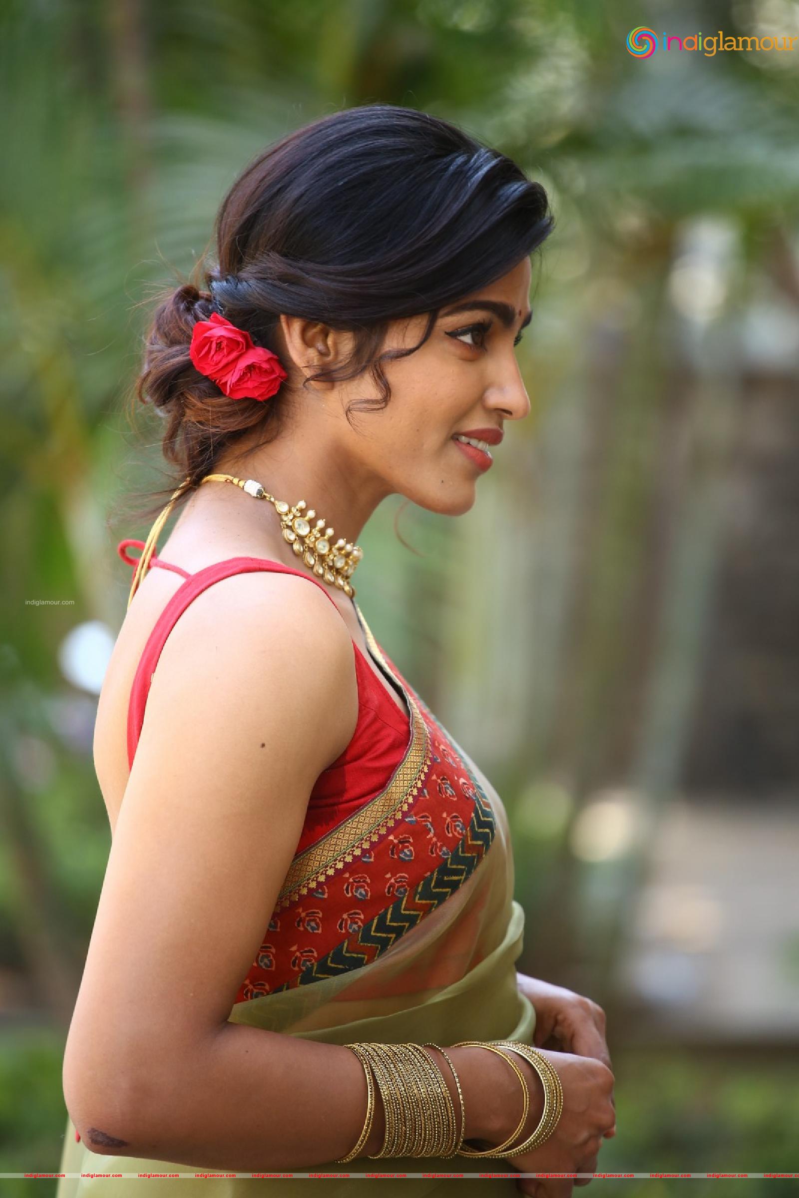 Sai Dhanshika Actress hd photo