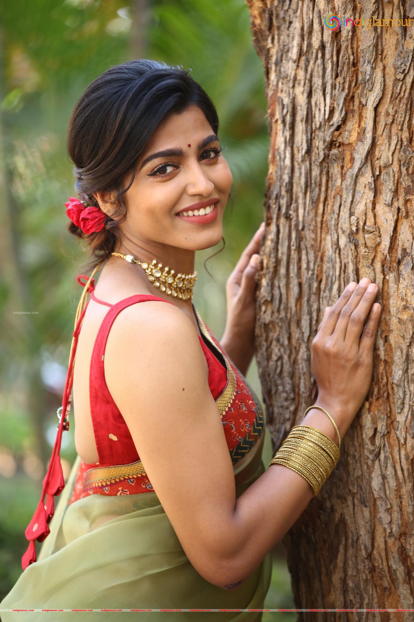 Sai Dhanshika Actress hd photo