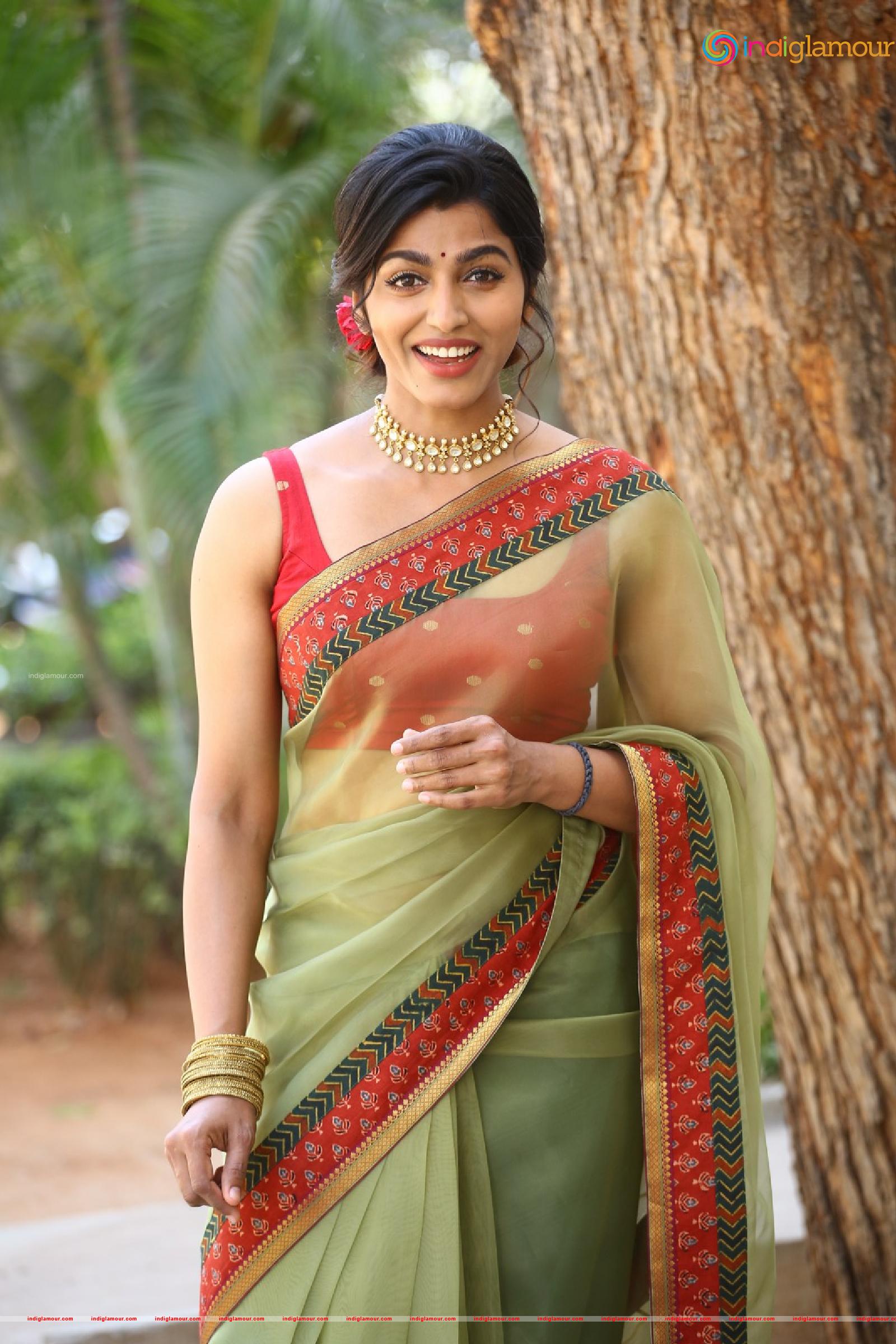 Sai Dhanshika Actress hd photo