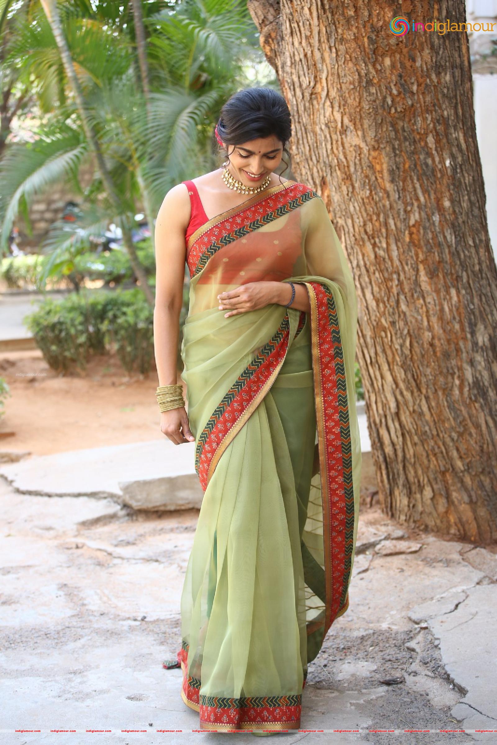 Sai Dhanshika Actress hd photo