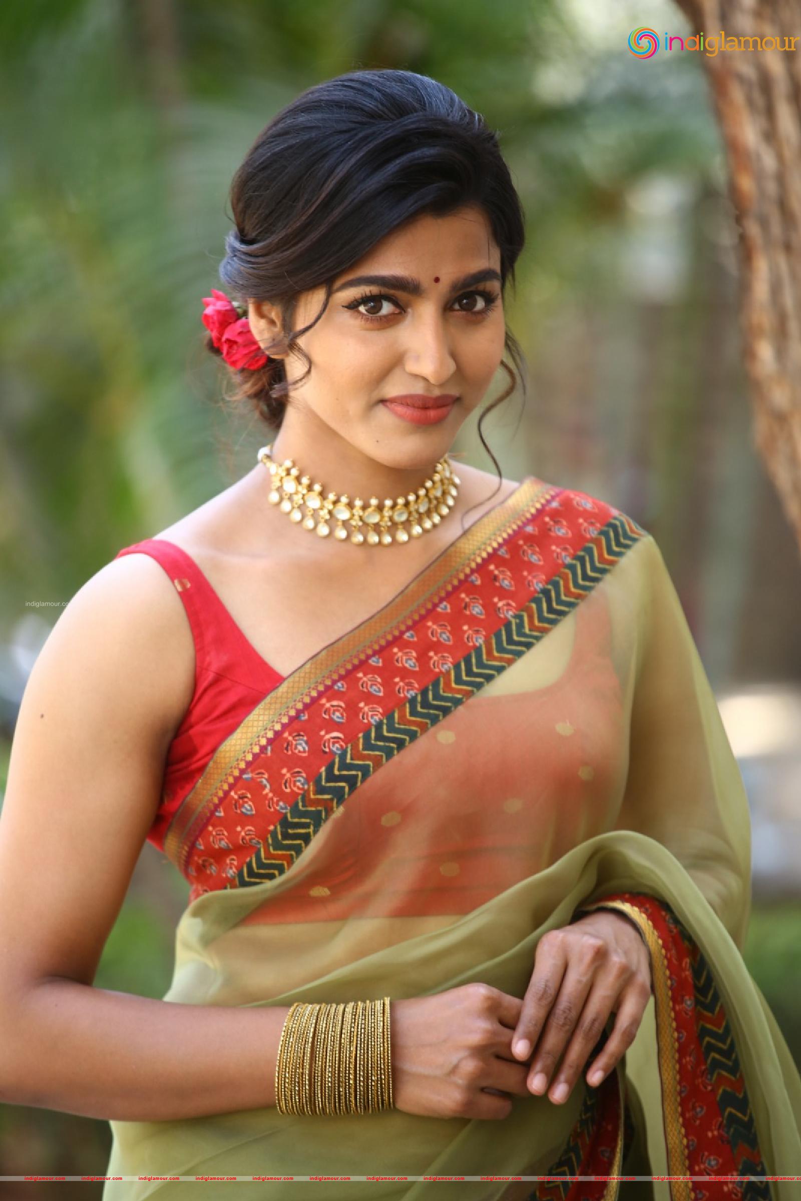 Sai Dhanshika Actress hd photo