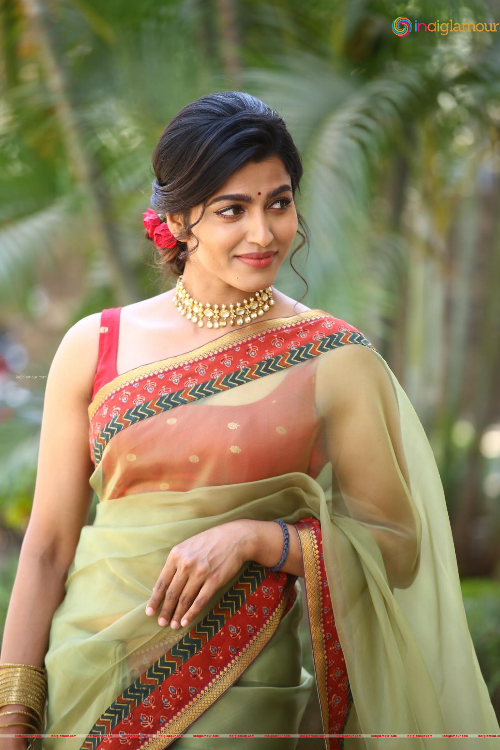 Sai Dhanshika Actress hd photo