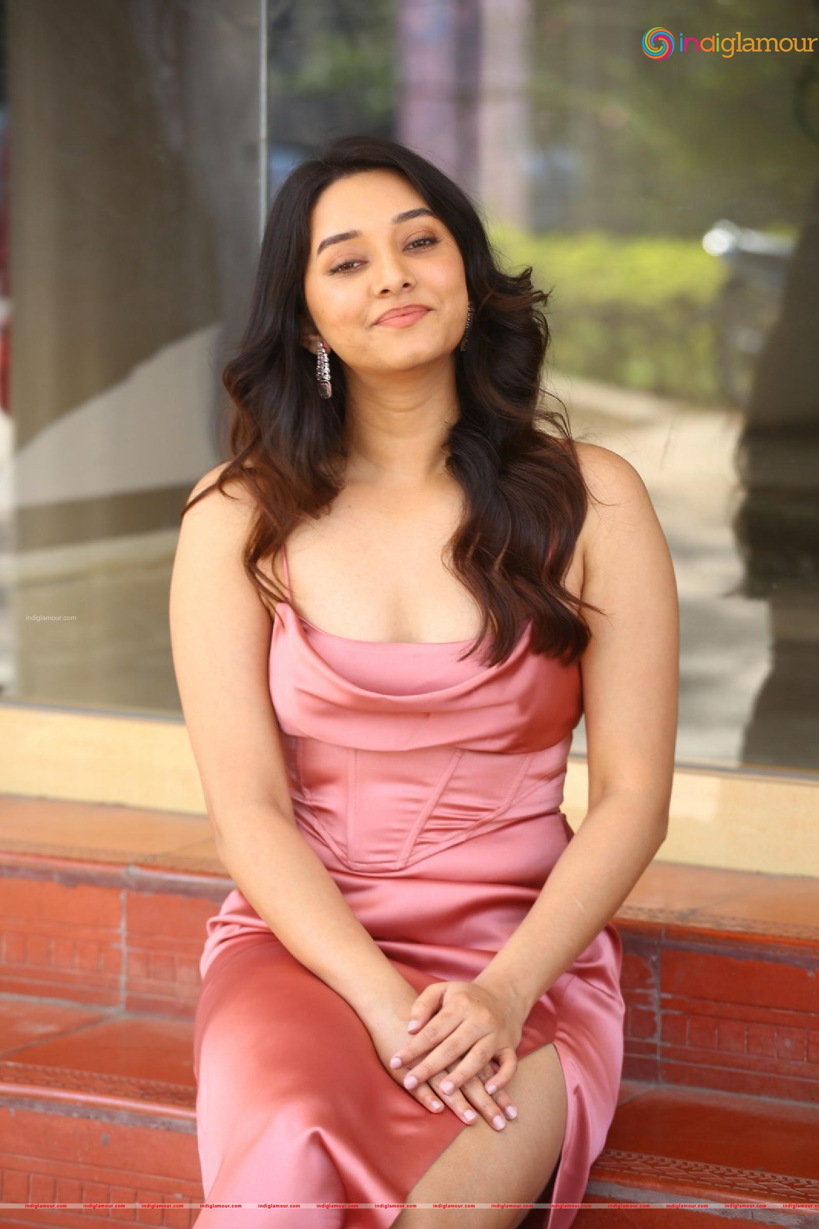 Vaishnavi Patwardhan Actress hd photo