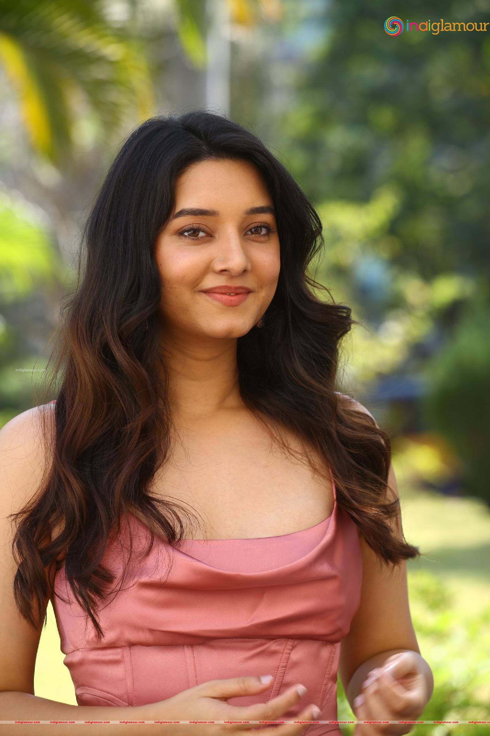 Vaishnavi Patwardhan Actress hd photo