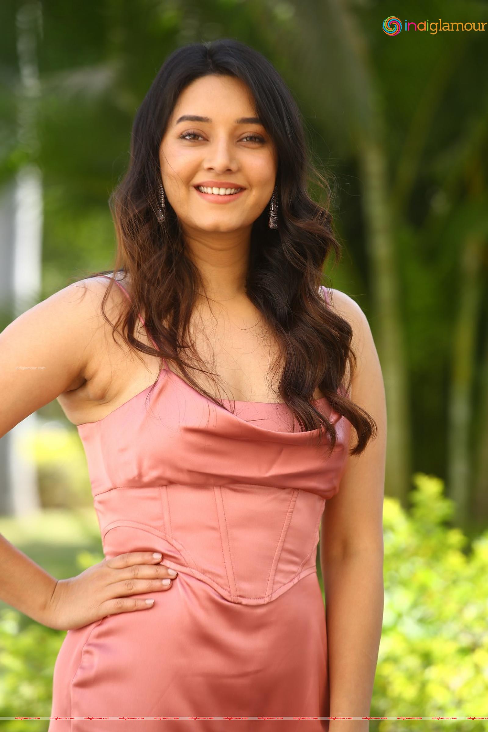 Vaishnavi Patwardhan Actress hd photo