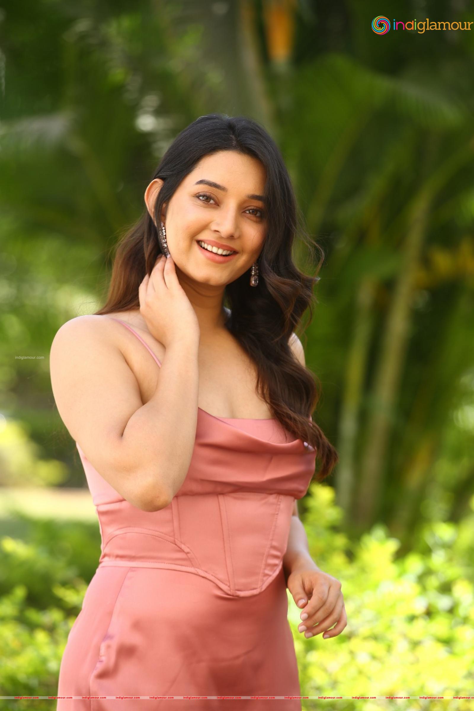 Vaishnavi Patwardhan Actress hd photo