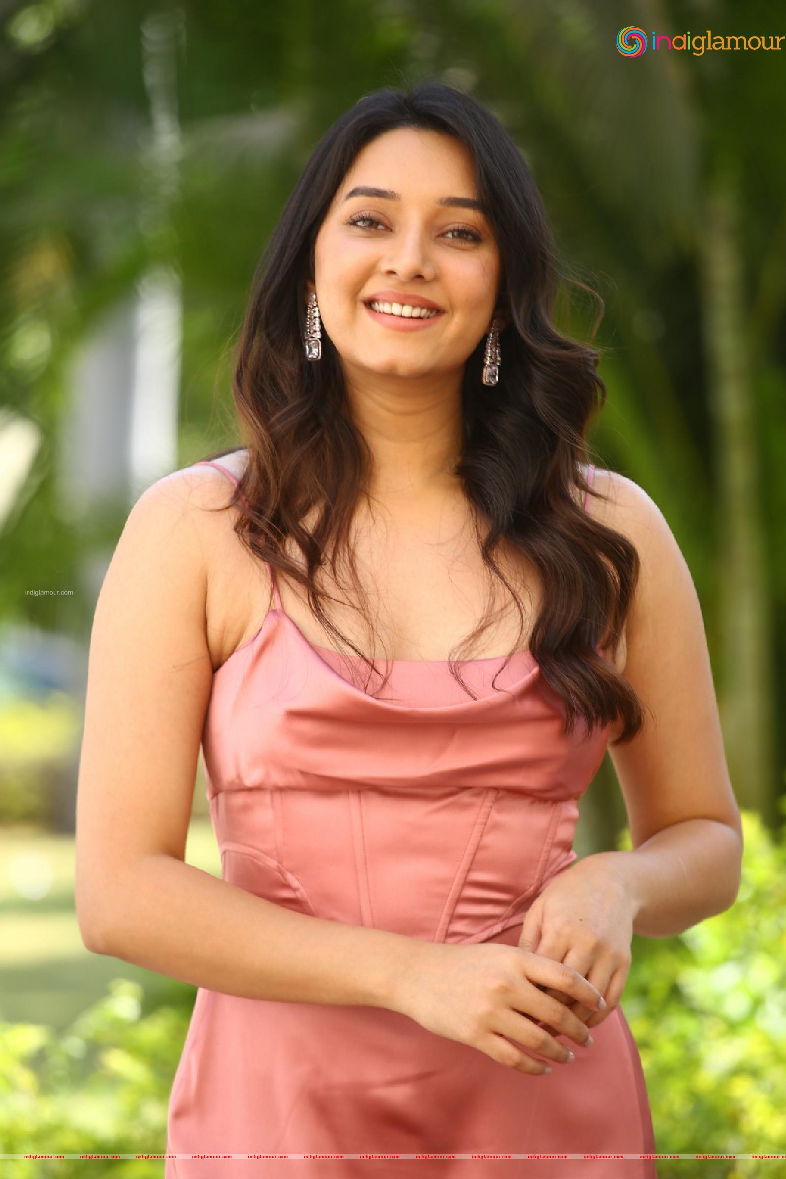 Vaishnavi Patwardhan Actress hd photo