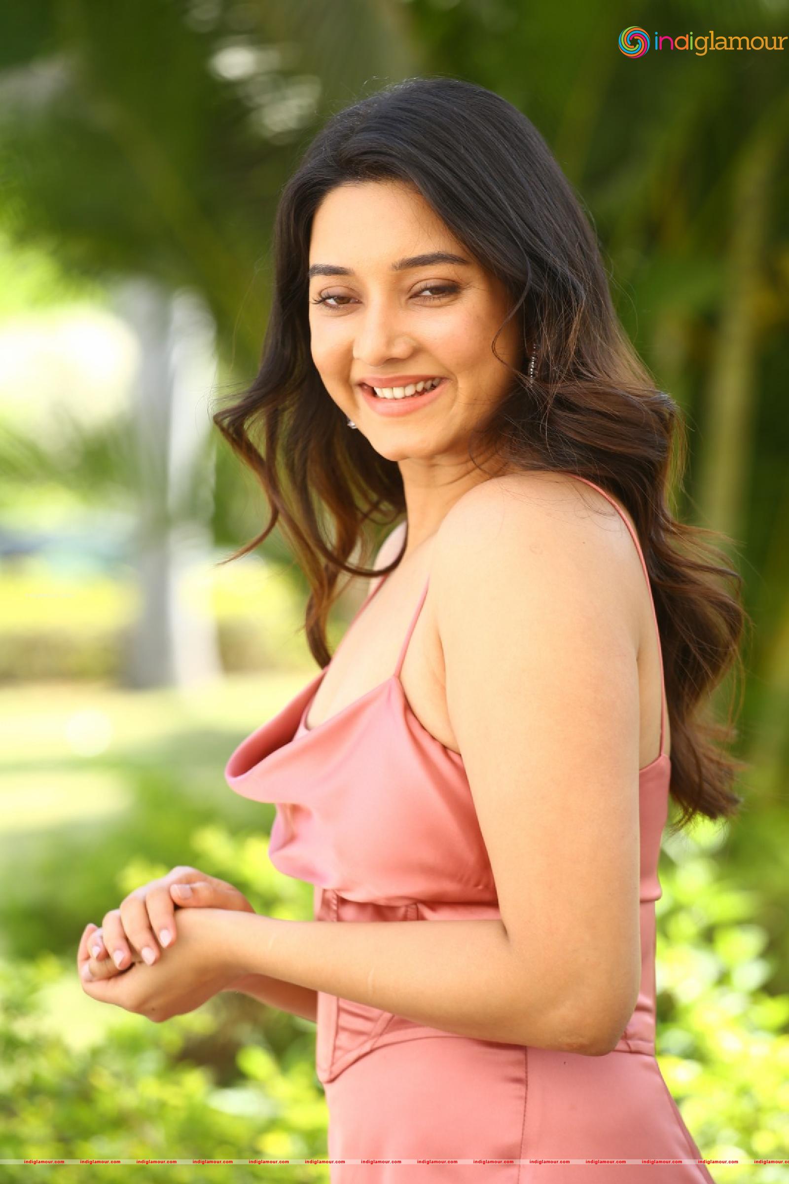 Vaishnavi Patwardhan Actress hd photo