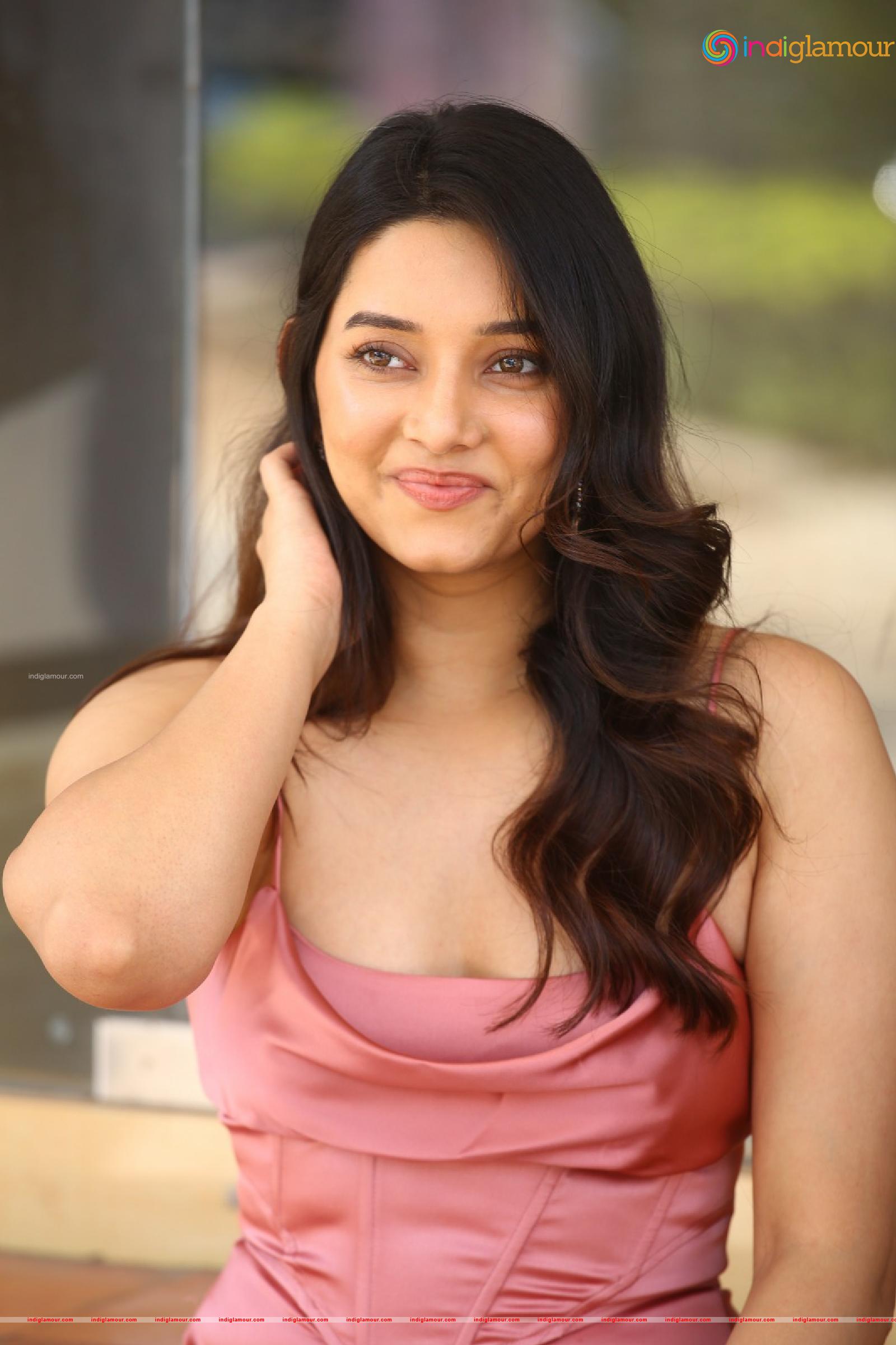 Vaishnavi Patwardhan Actress hd photo