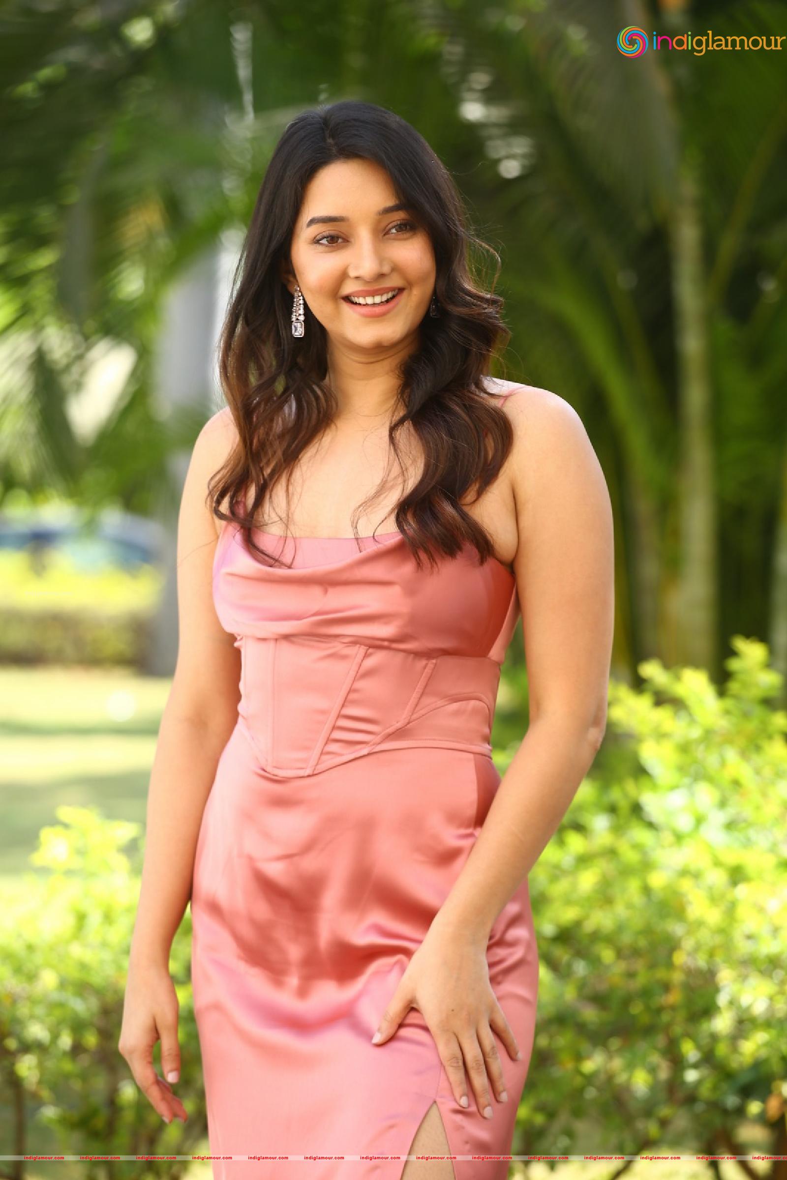 Vaishnavi Patwardhan Actress hd photo