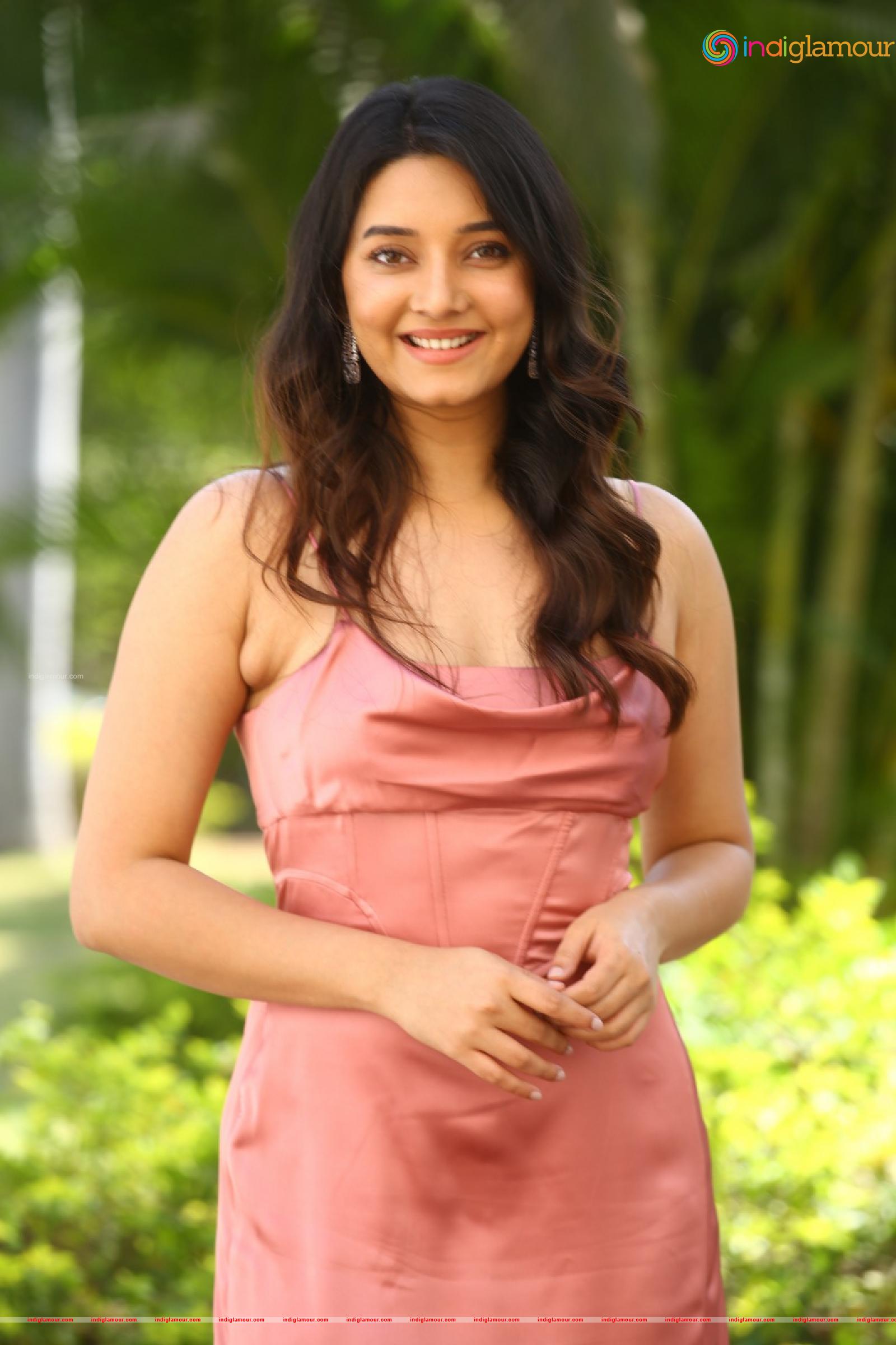 Vaishnavi Patwardhan Actress hd photo