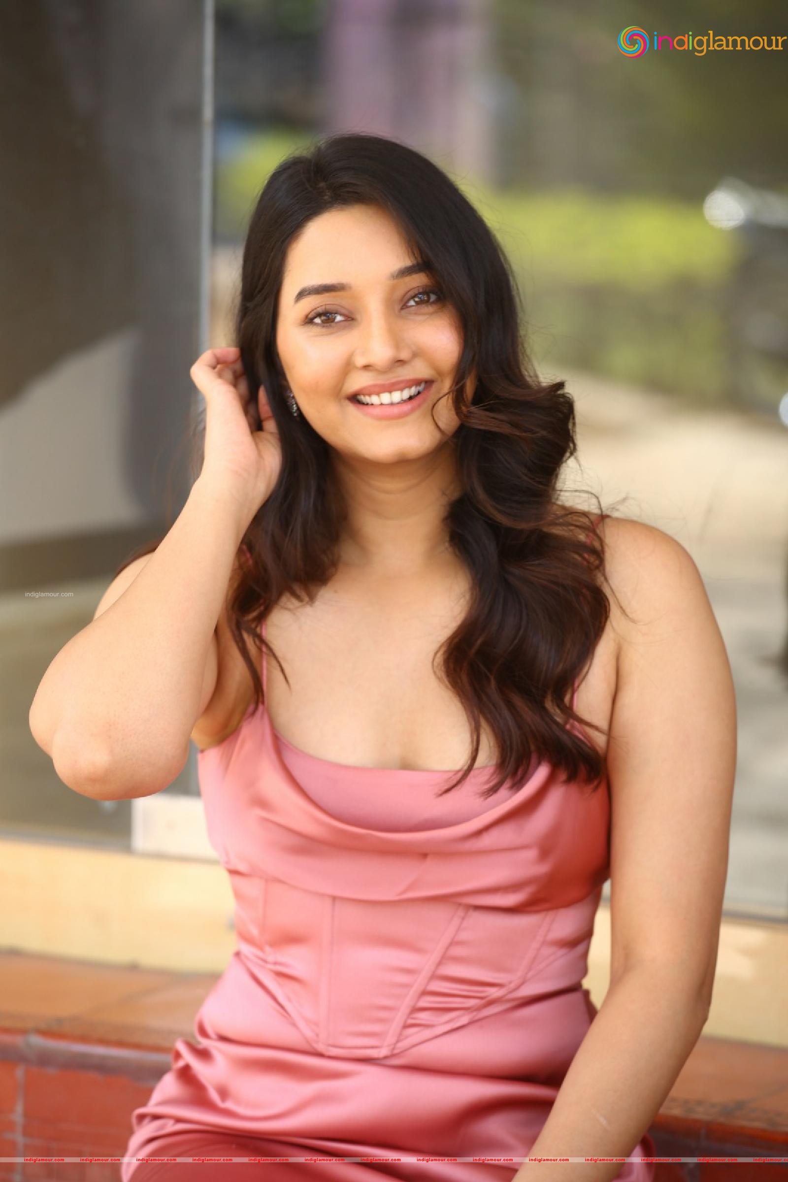 Vaishnavi Patwardhan Actress hd photo