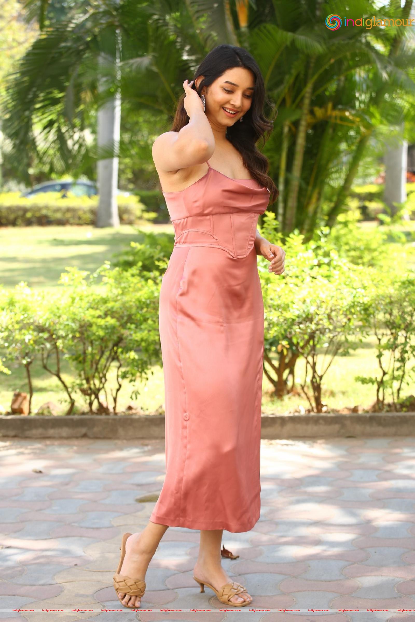 Vaishnavi Patwardhan Actress hd photo
