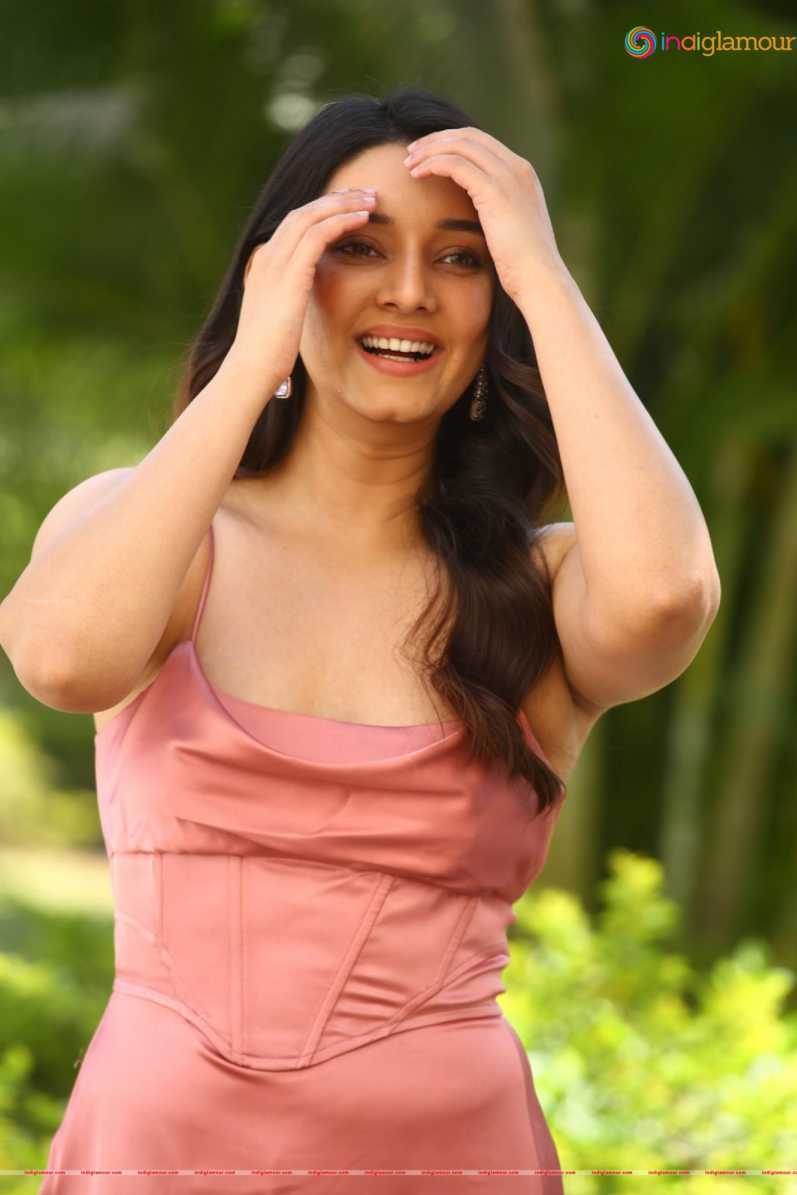 Vaishnavi Patwardhan Actress hd photo