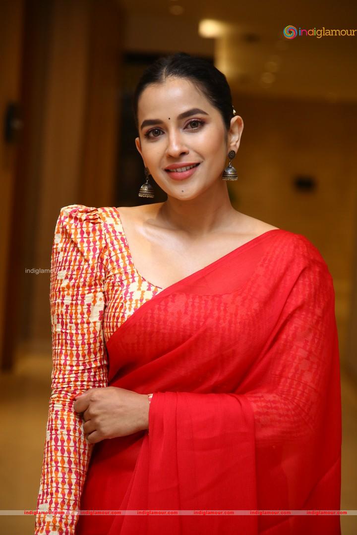 Komalee Prasad Actress hd photo