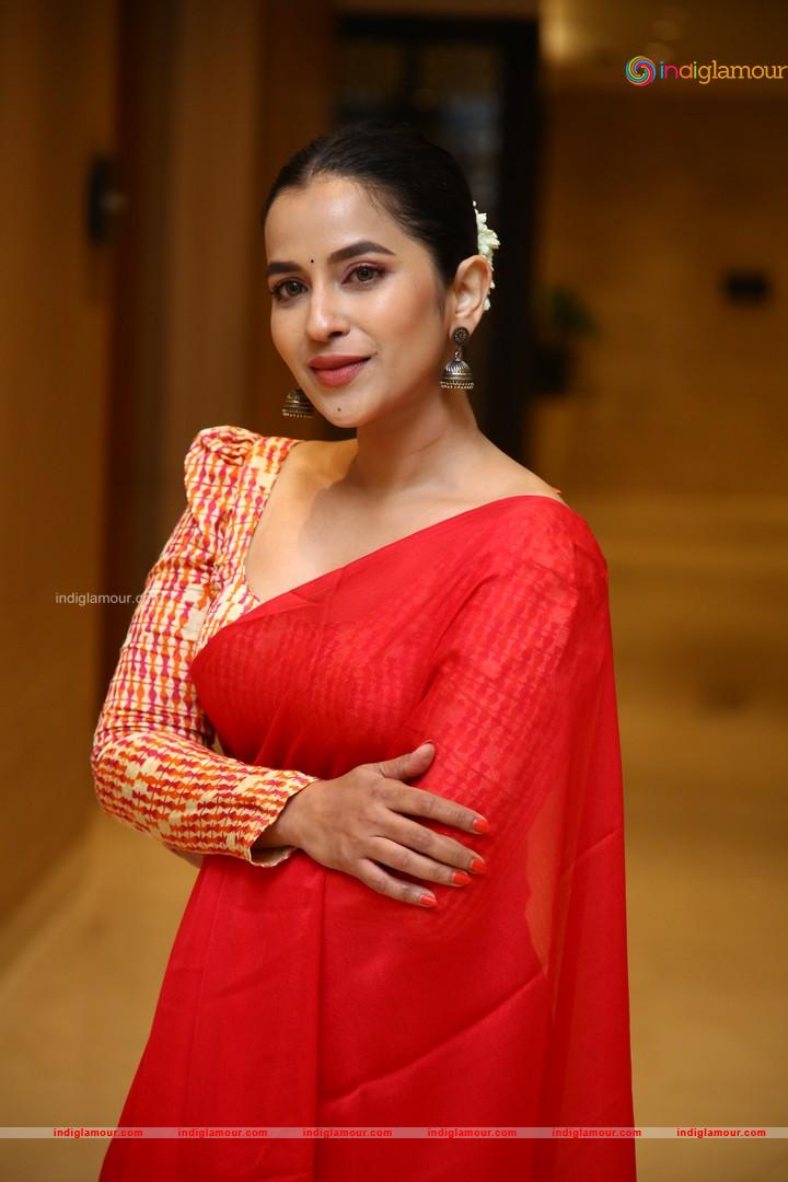 Komalee Prasad Actress hd photo