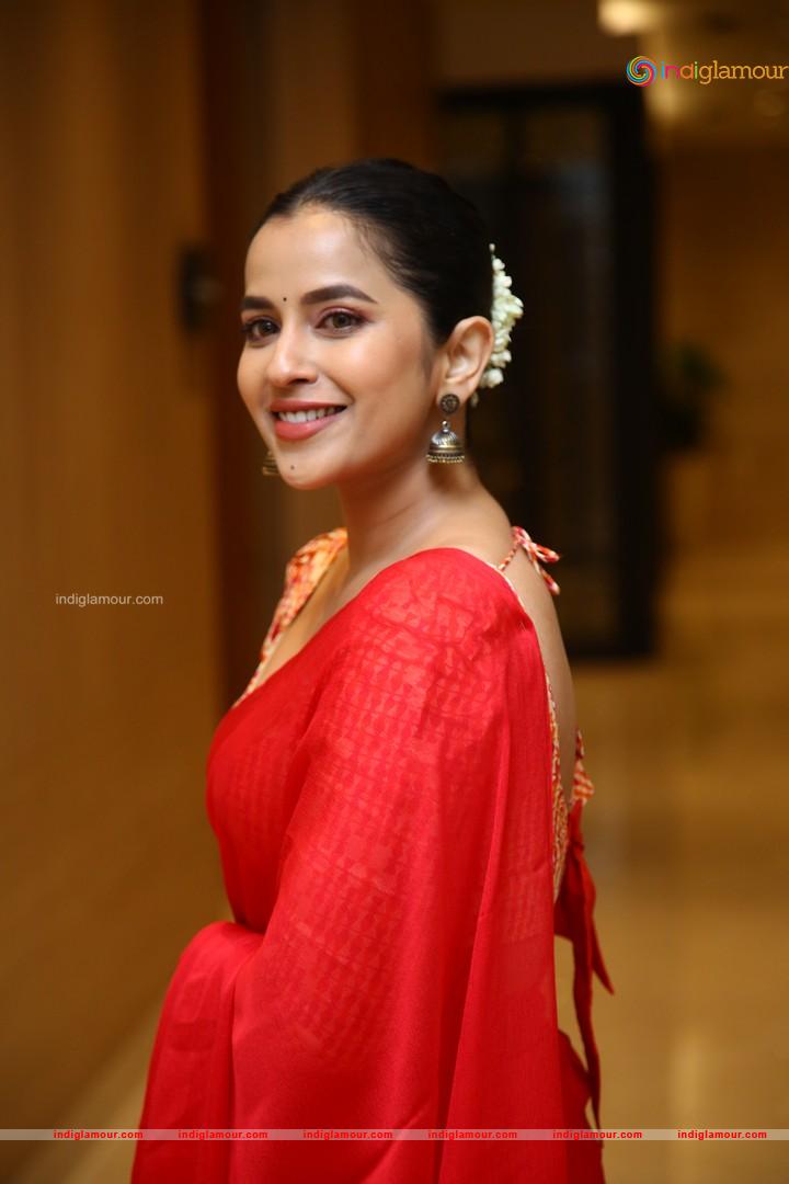 Komalee Prasad Actress hd photo