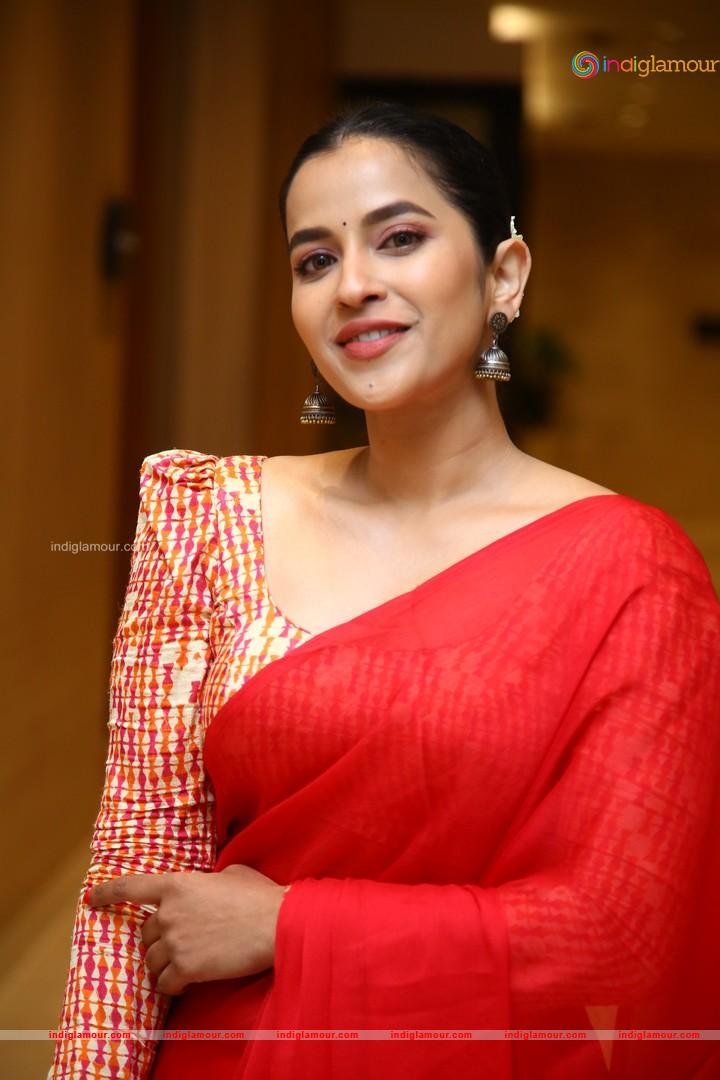 Komalee Prasad Actress hd photo