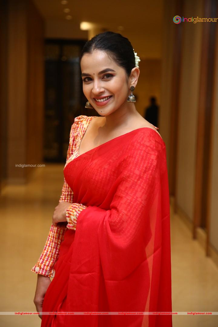 Komalee Prasad Actress hd photo