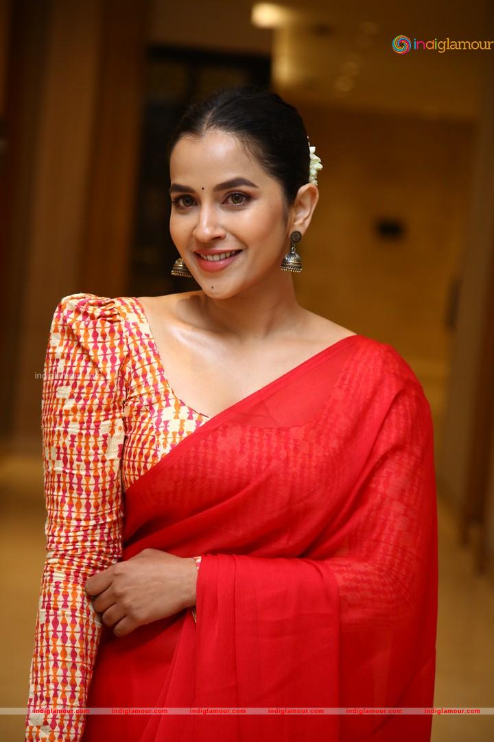 Komalee Prasad Actress hd photo