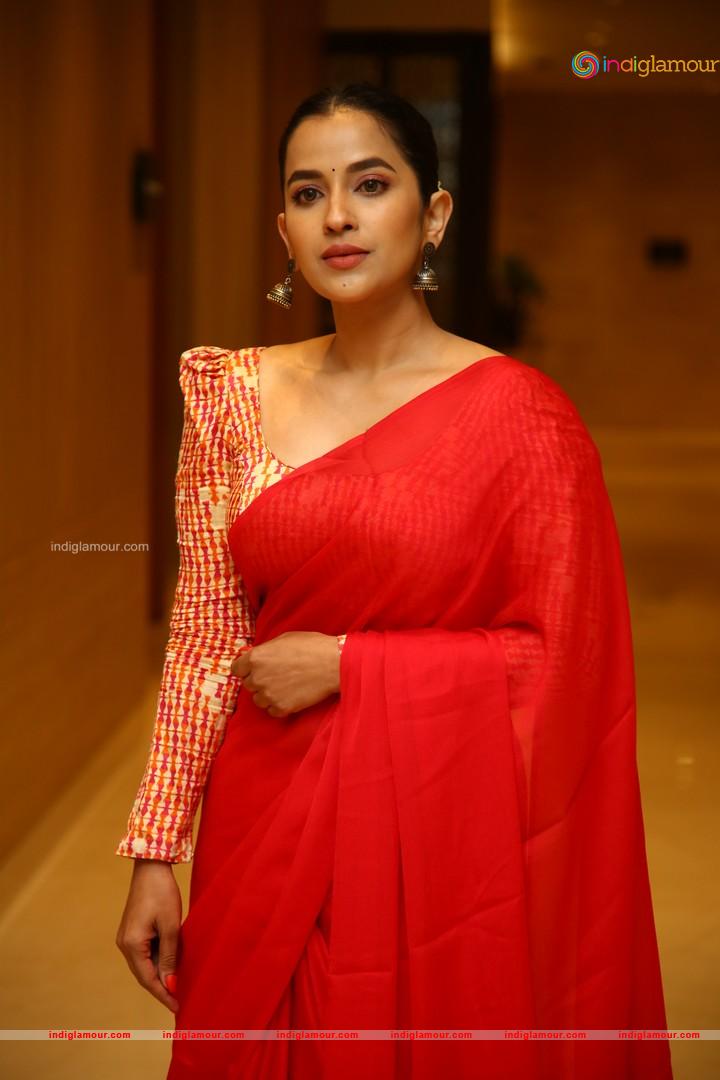 Komalee Prasad Actress hd photo