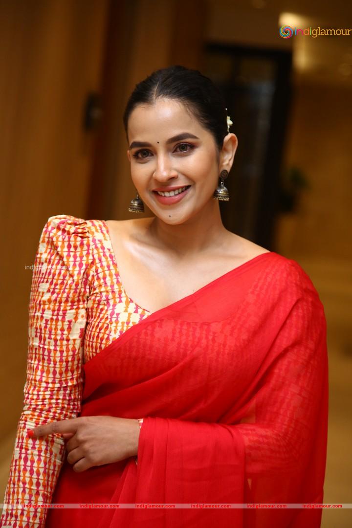 Komalee Prasad Actress hd photo
