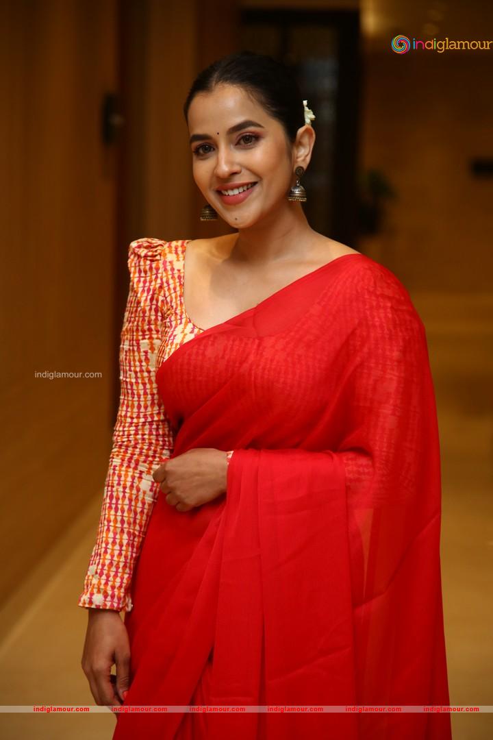 Komalee Prasad Actress hd photo
