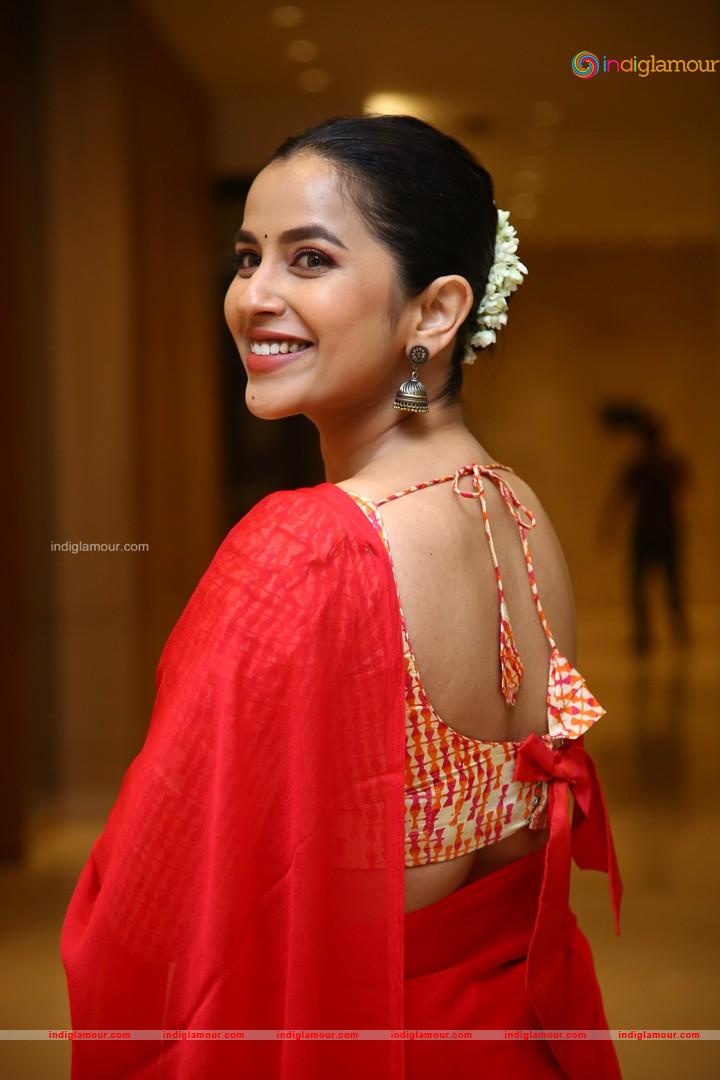 Komalee Prasad Actress hd photo