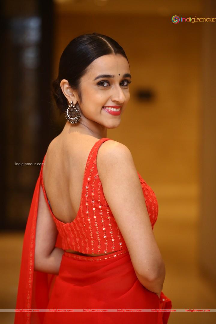 Nuveksha Actress hd photo