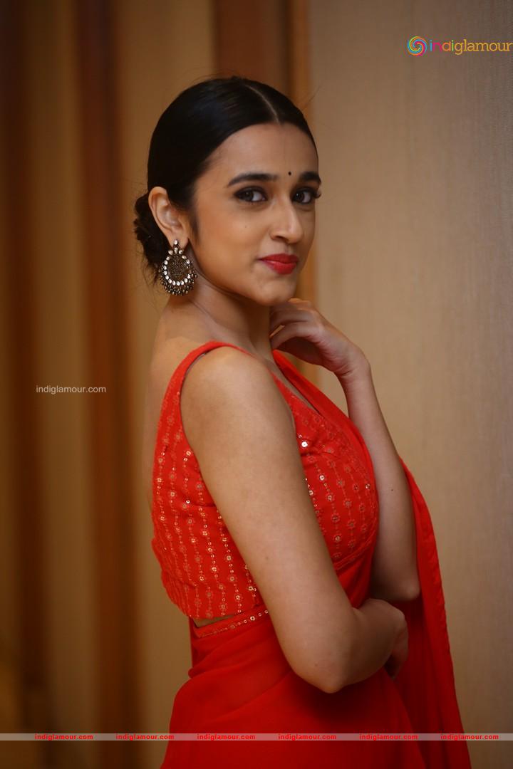 Nuveksha Actress hd photo