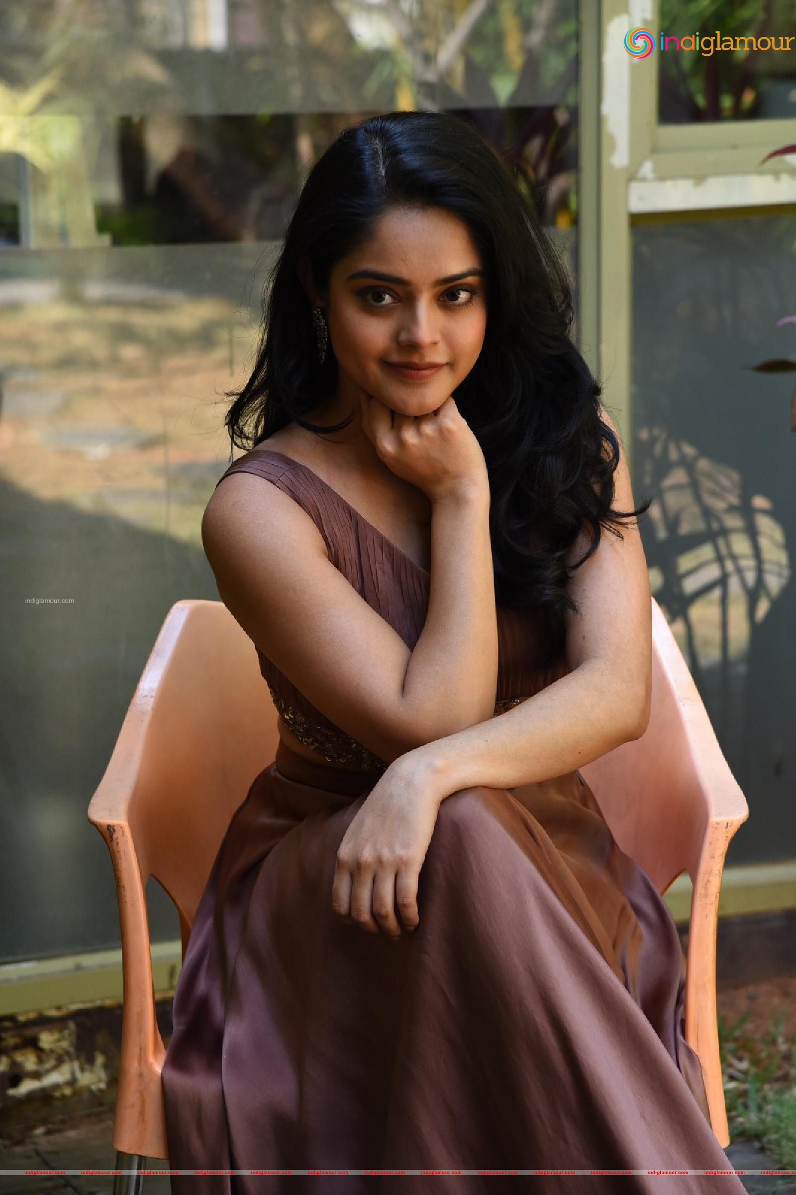 Riddhi Kumar Actress hd photo