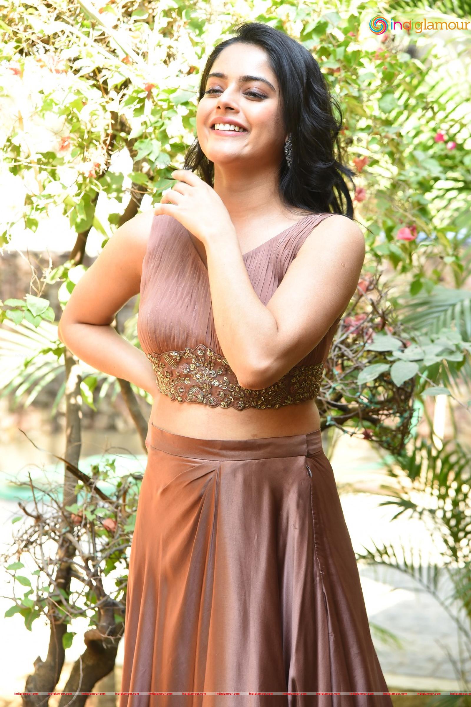 Riddhi Kumar Actress hd photo