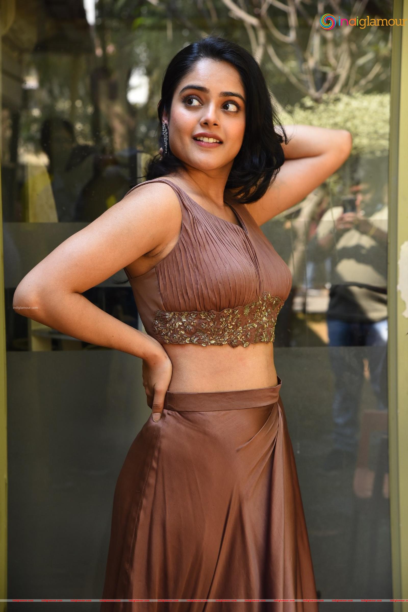 Riddhi Kumar Actress hd photo