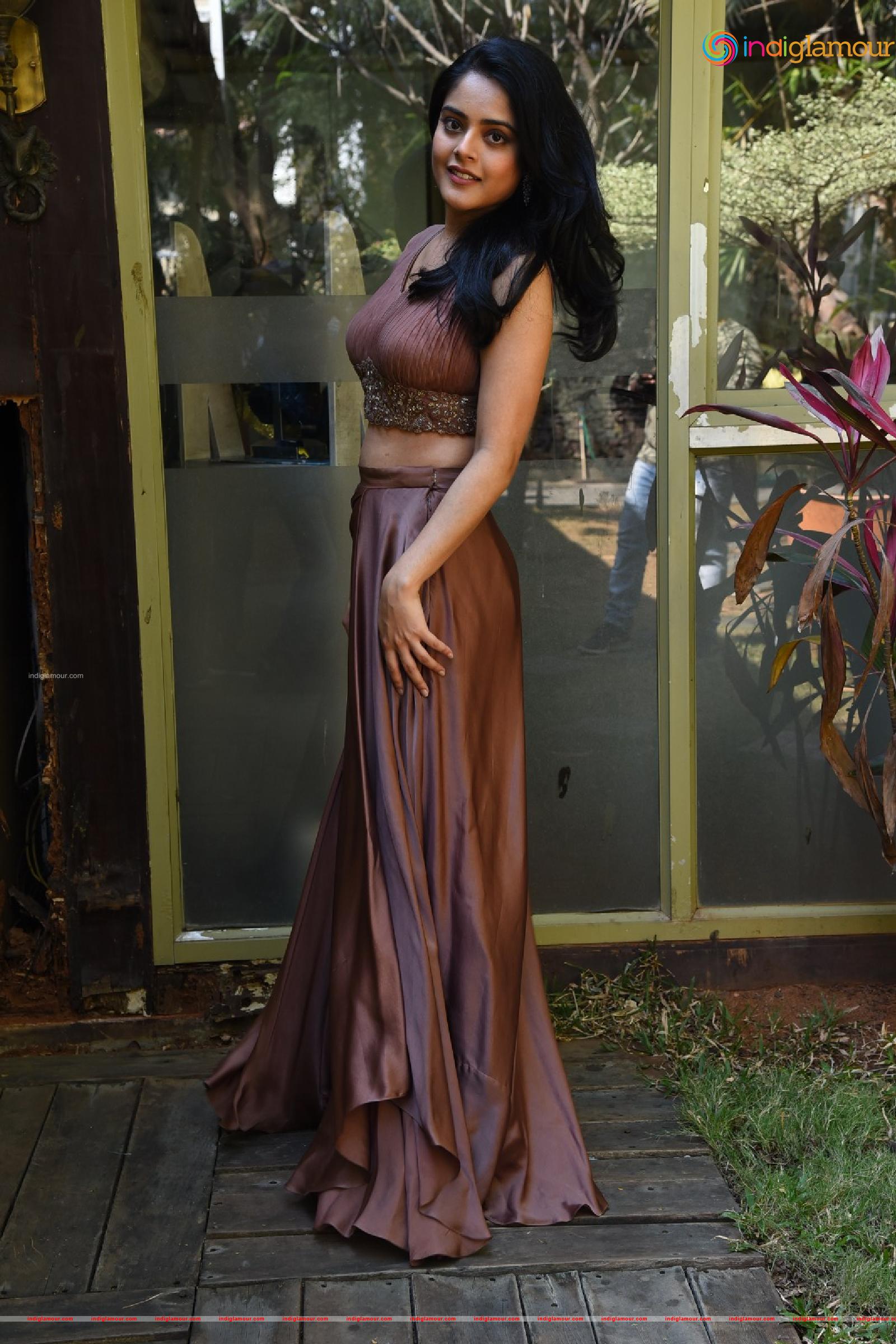 Riddhi Kumar Actress hd photo