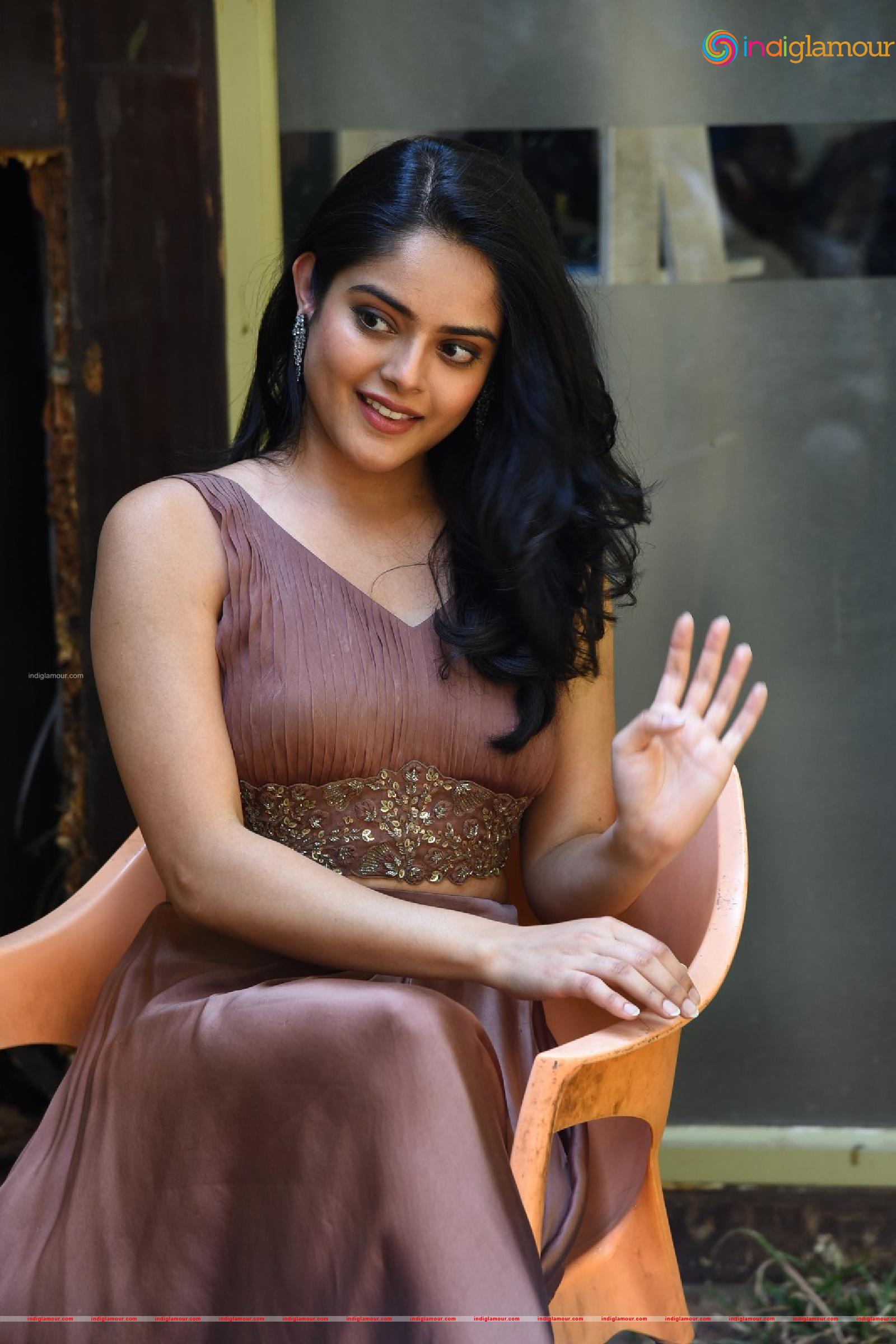 Riddhi Kumar Actress hd photo