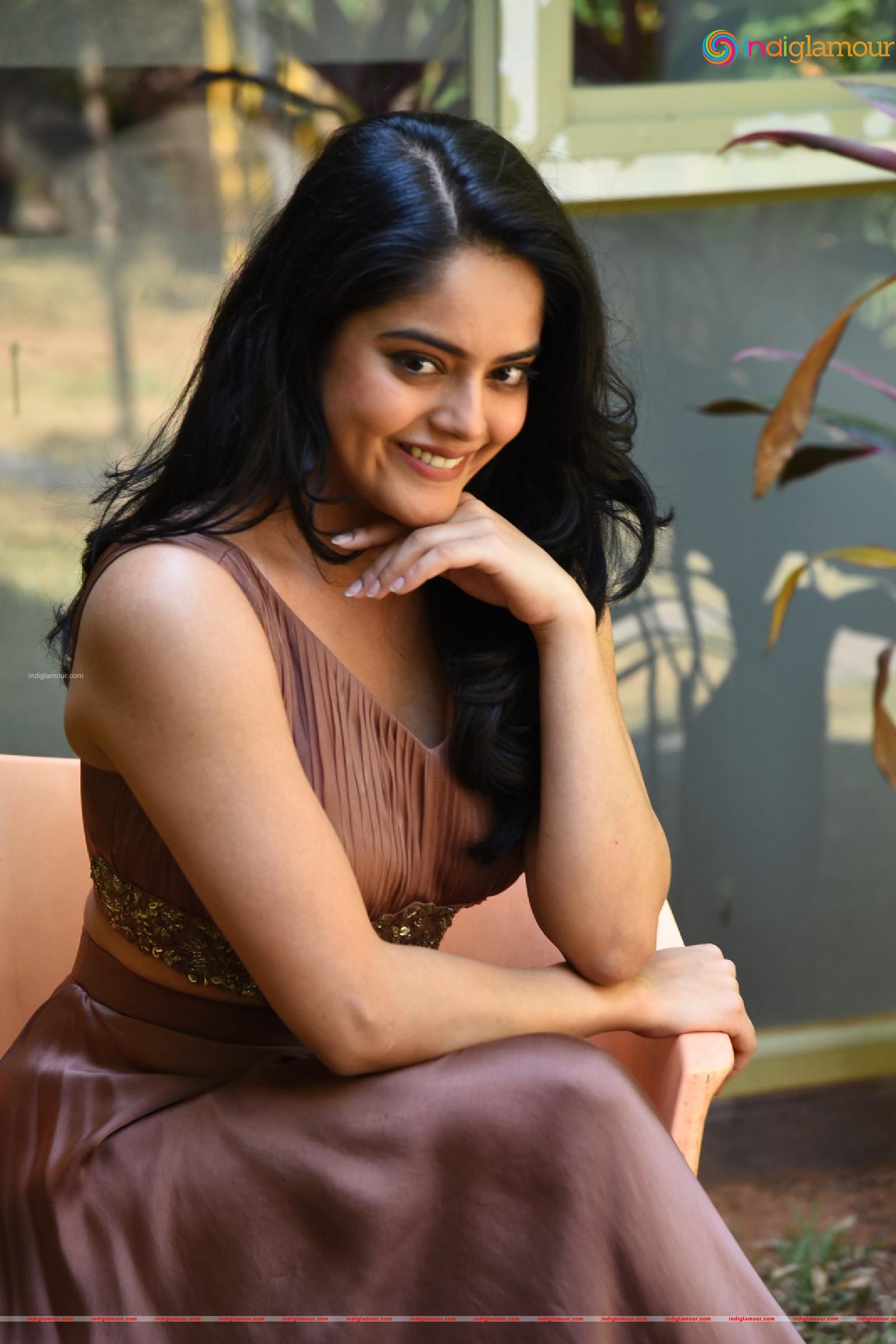 Riddhi Kumar Actress hd photo