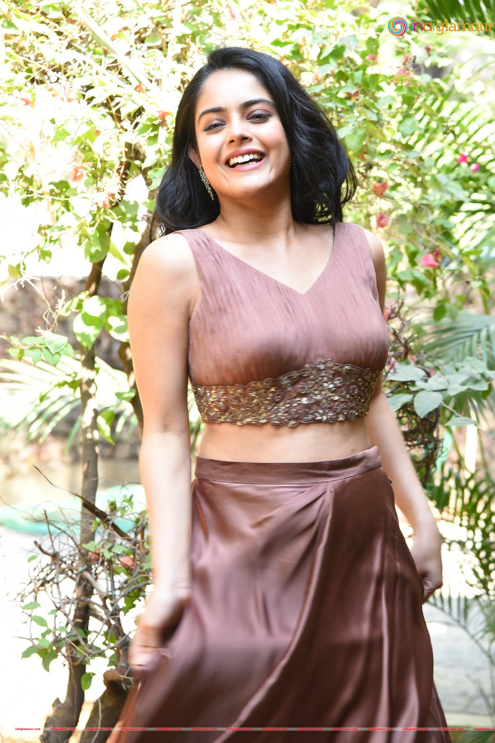 Riddhi Kumar Actress hd photo