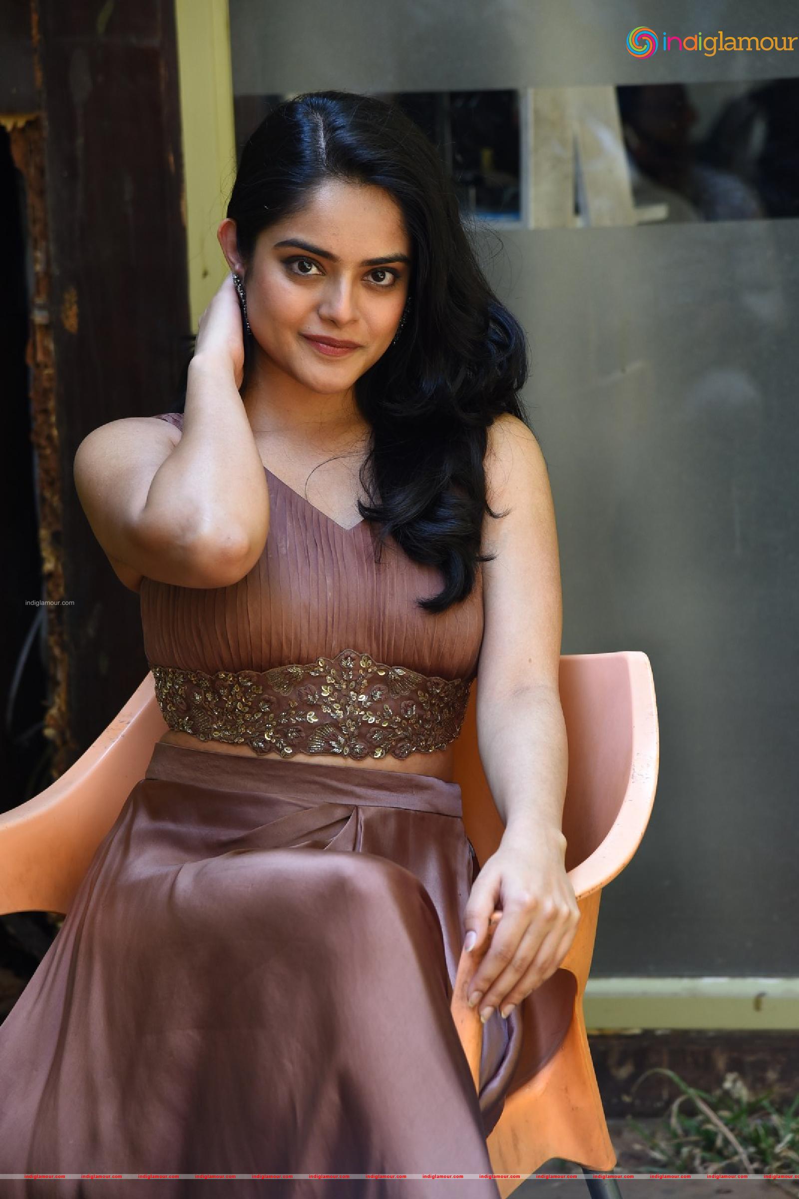 Riddhi Kumar Actress hd photo