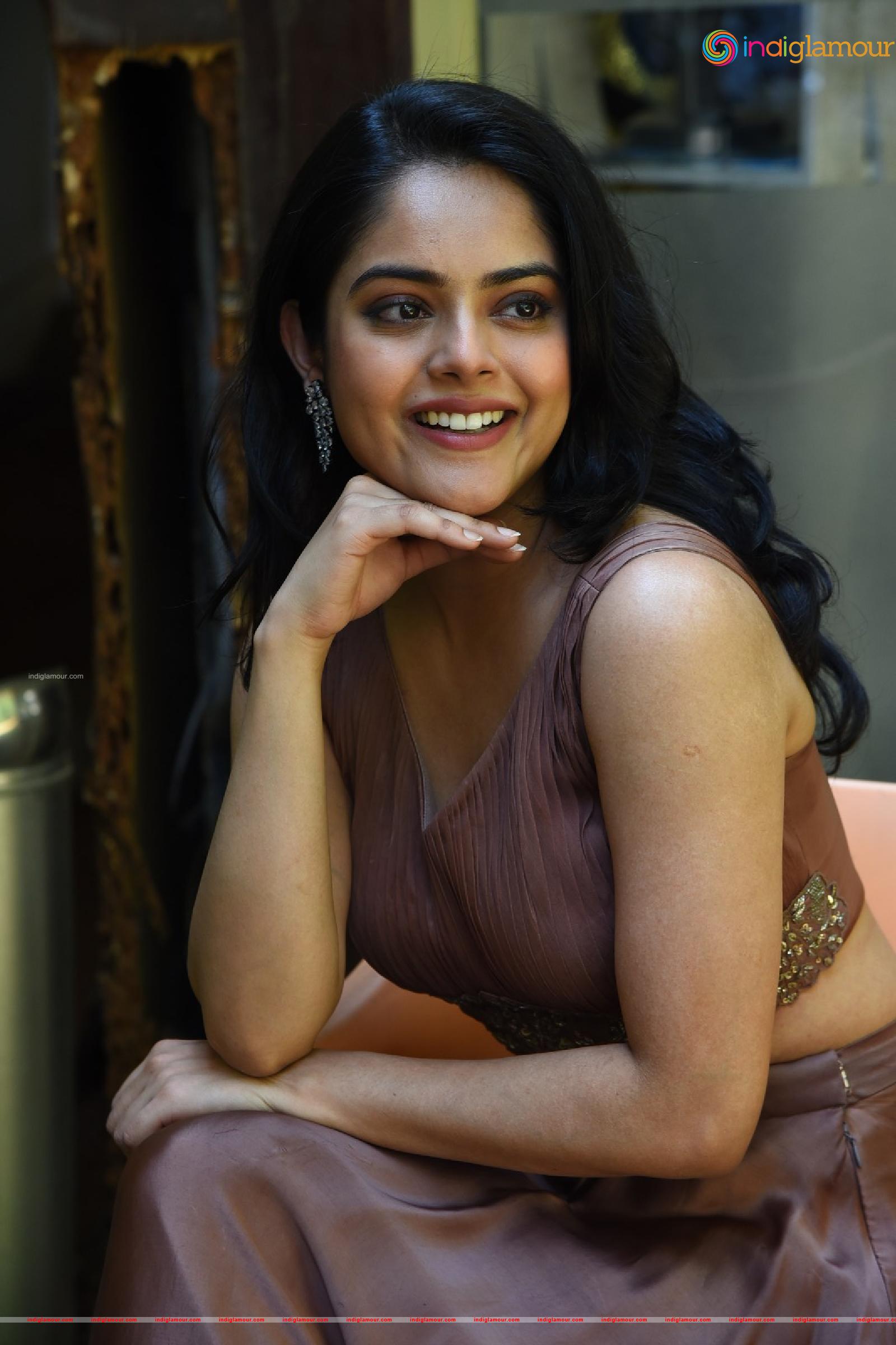 Riddhi Kumar Actress hd photo