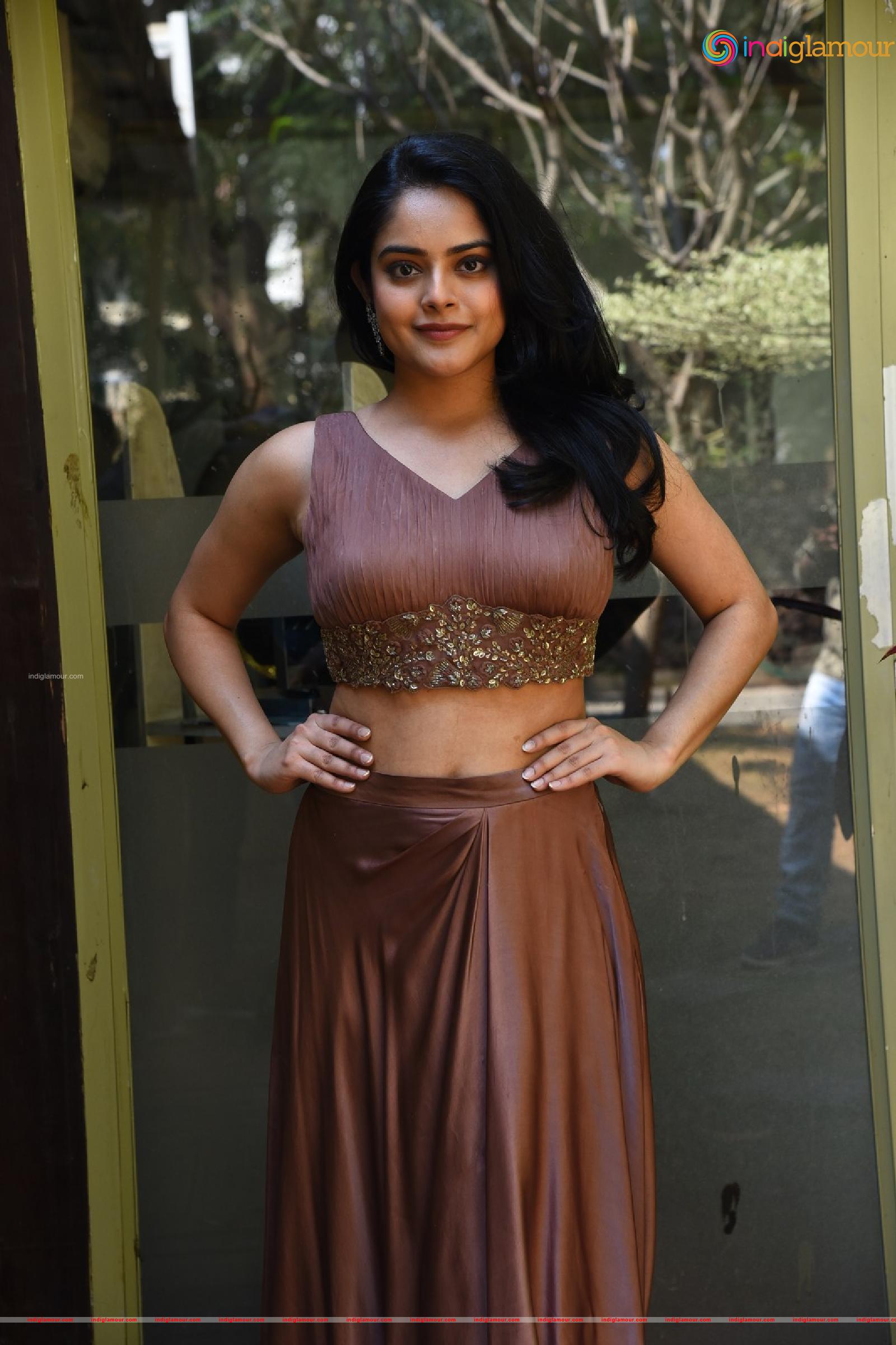 Riddhi Kumar Actress hd photo