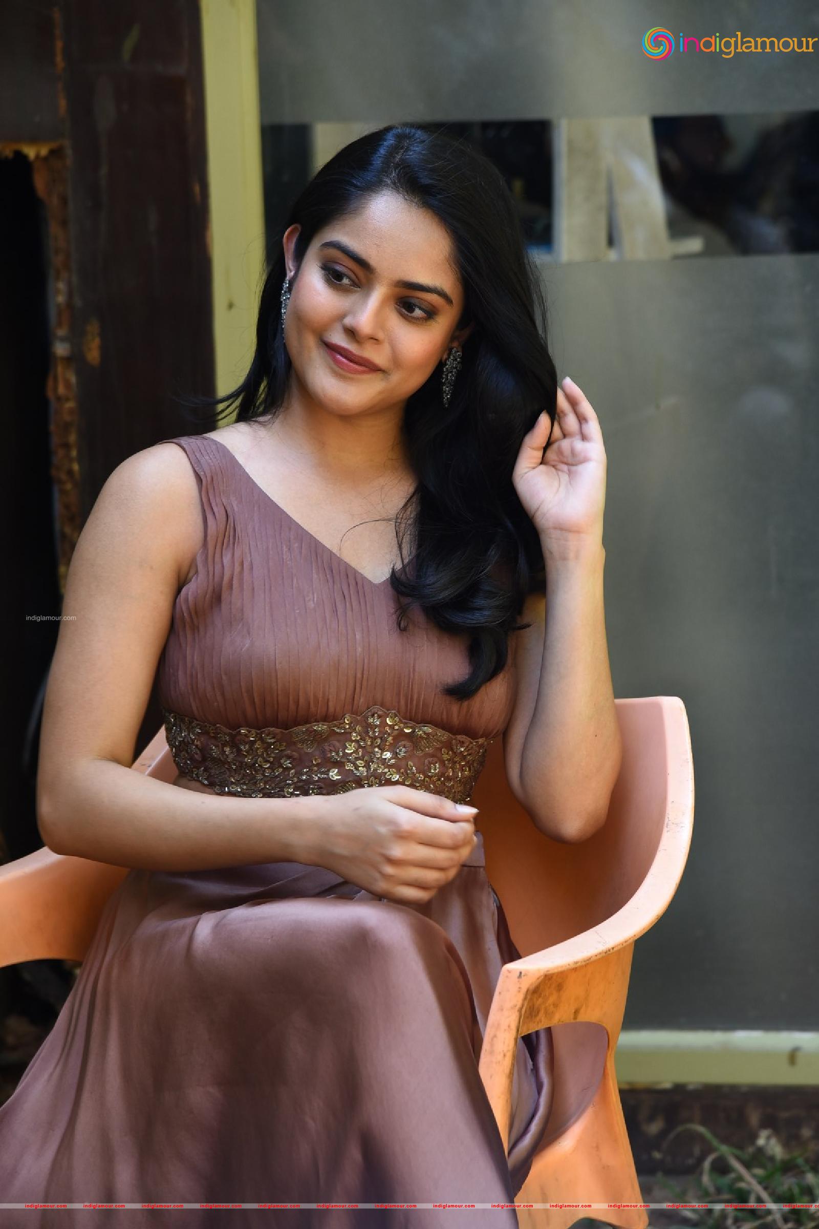 Riddhi Kumar Actress hd photo