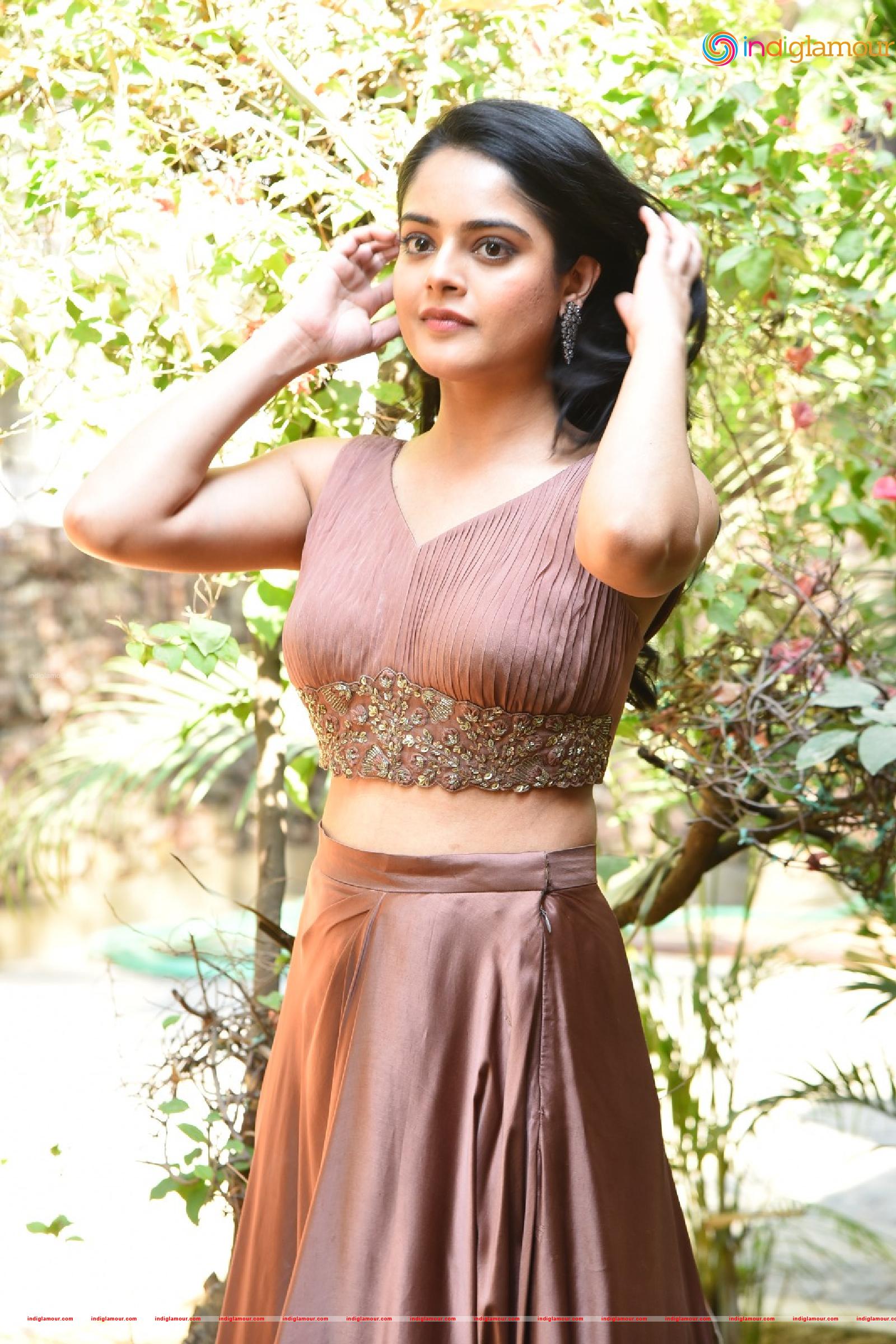 Riddhi Kumar Actress hd photo