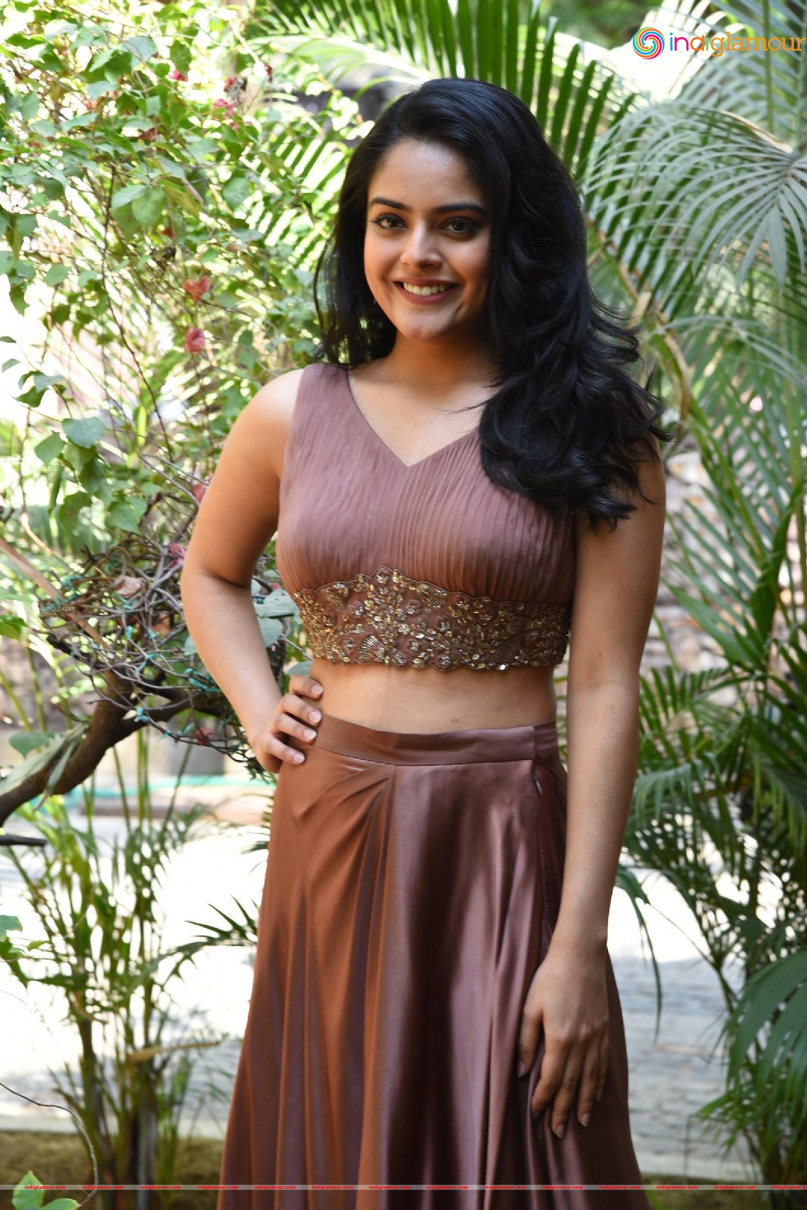 Riddhi Kumar Actress hd photo