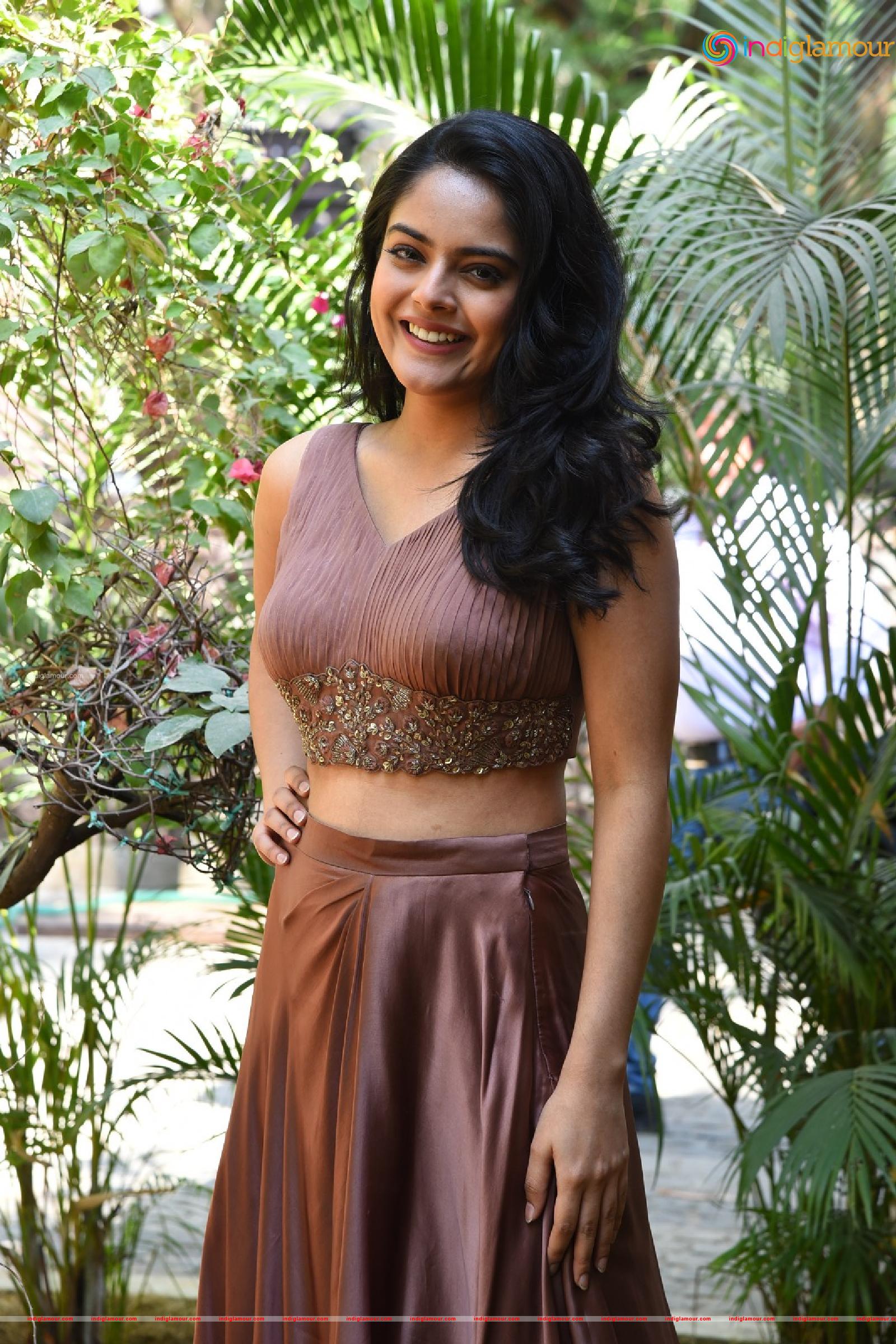 Riddhi Kumar Actress hd photo