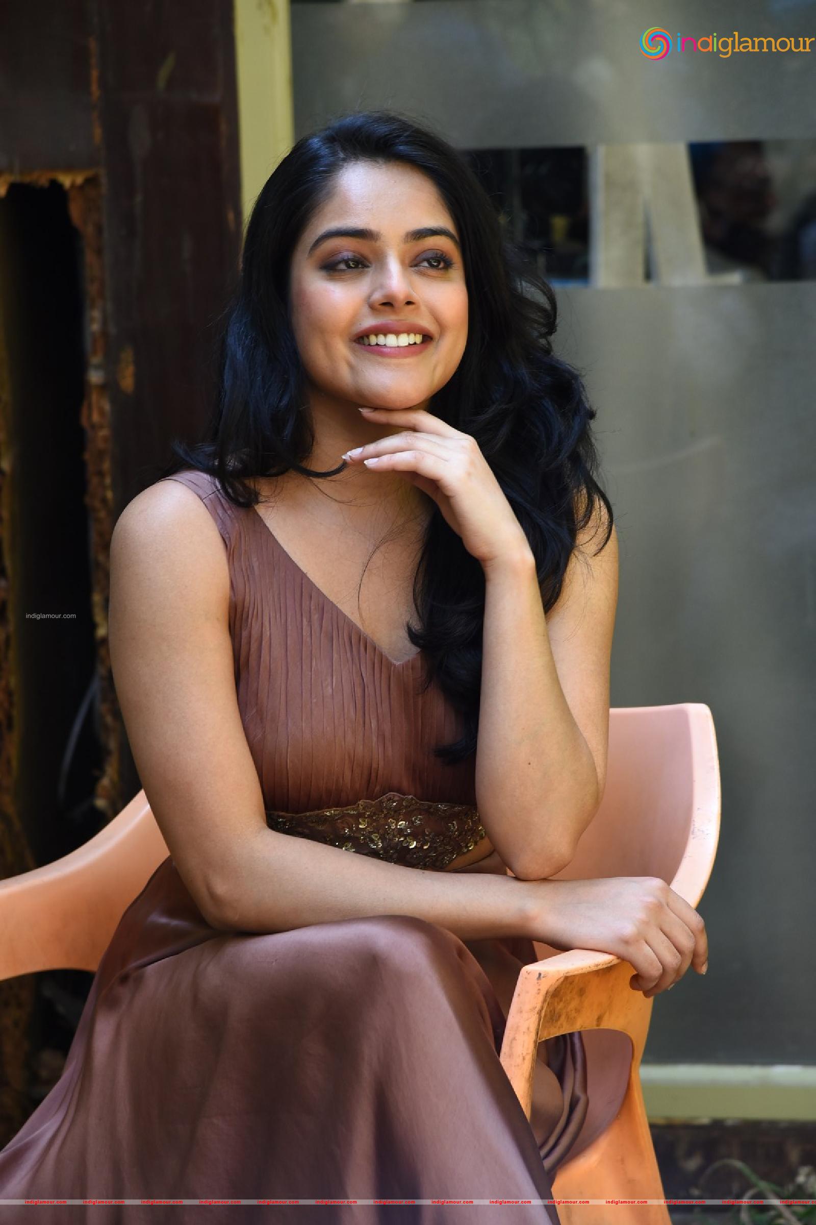 Riddhi Kumar Actress hd photo