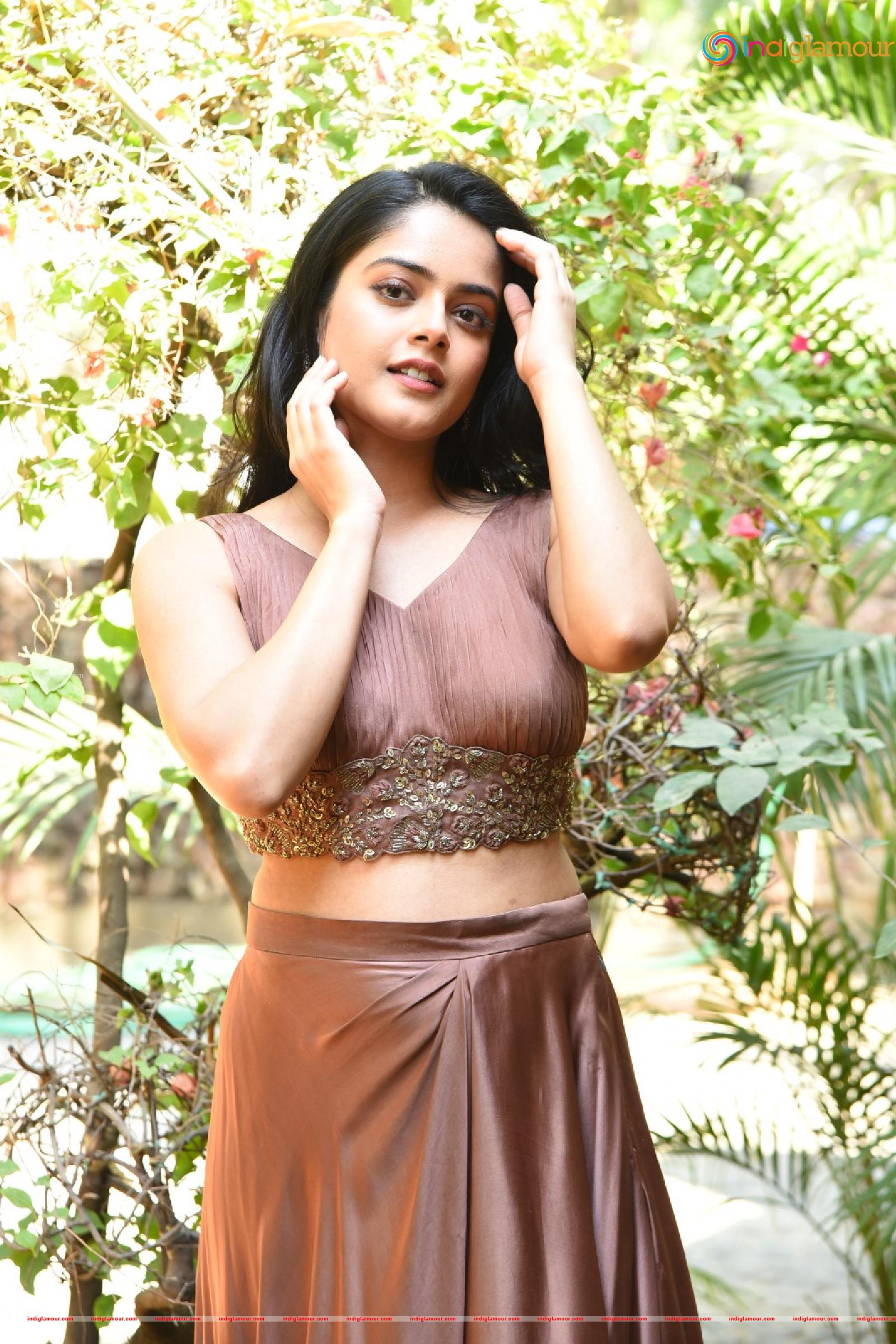 Riddhi Kumar Actress hd photo