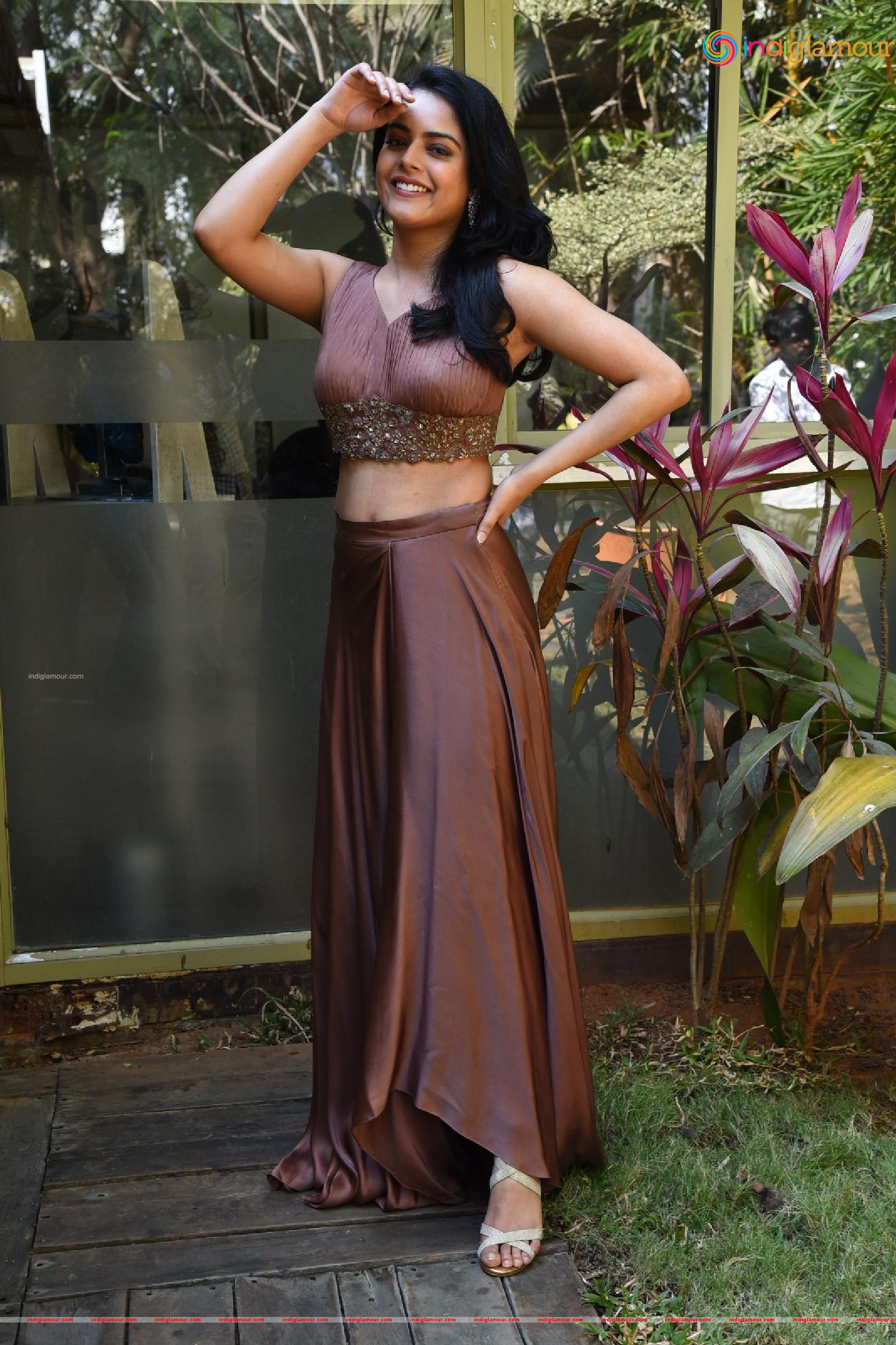 Riddhi Kumar Actress hd photo